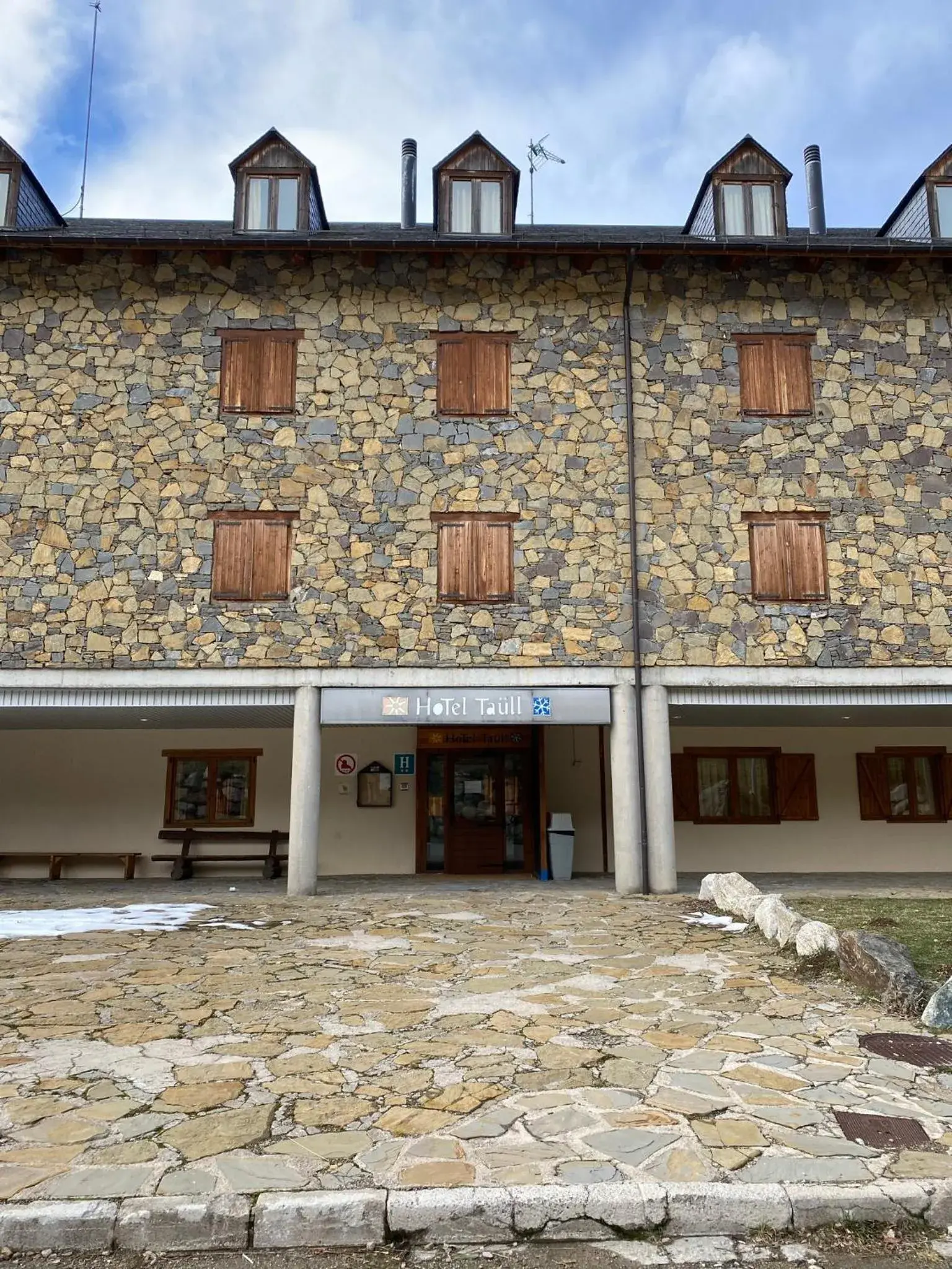 Property building in Hotel Taüll Property building in Hotel Taüll