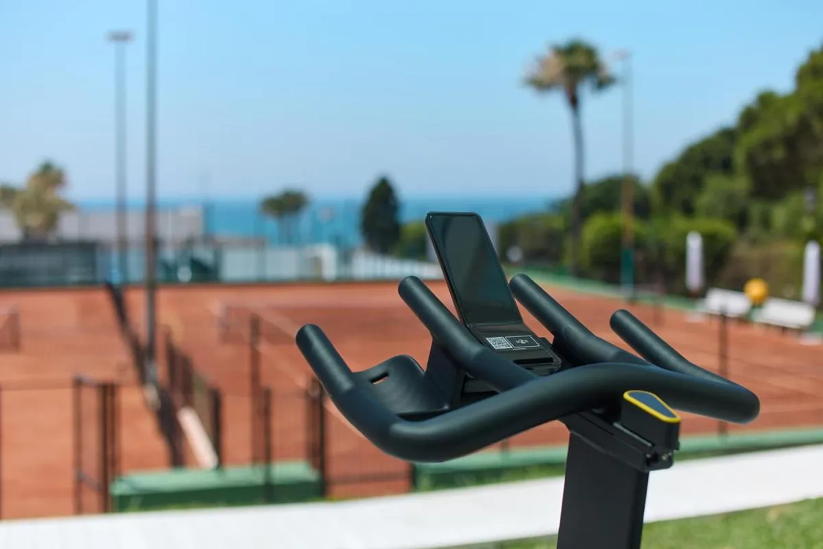 Tennis court in Don Carlos Marbella