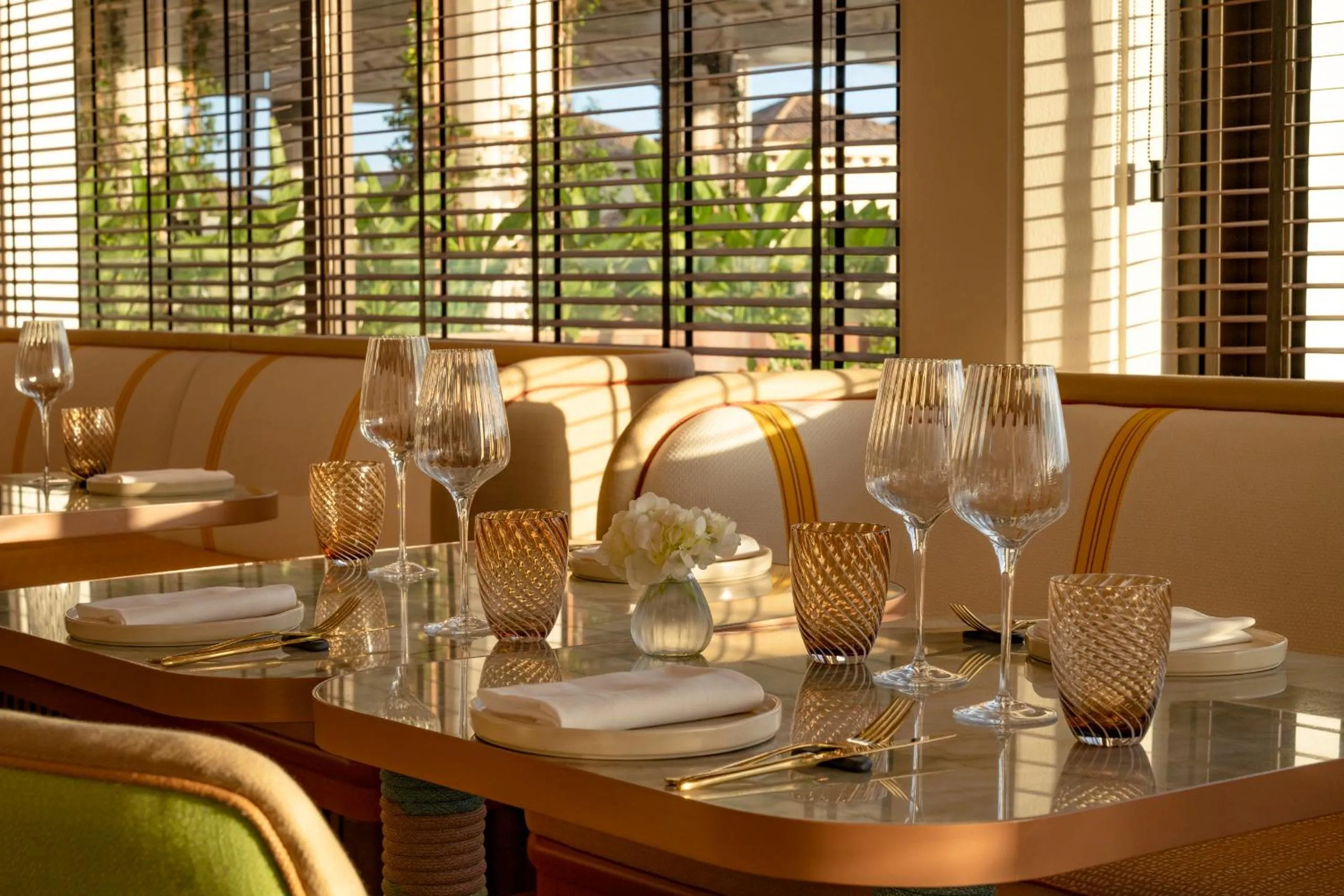 Restaurant/places to eat in Don Carlos Marbella