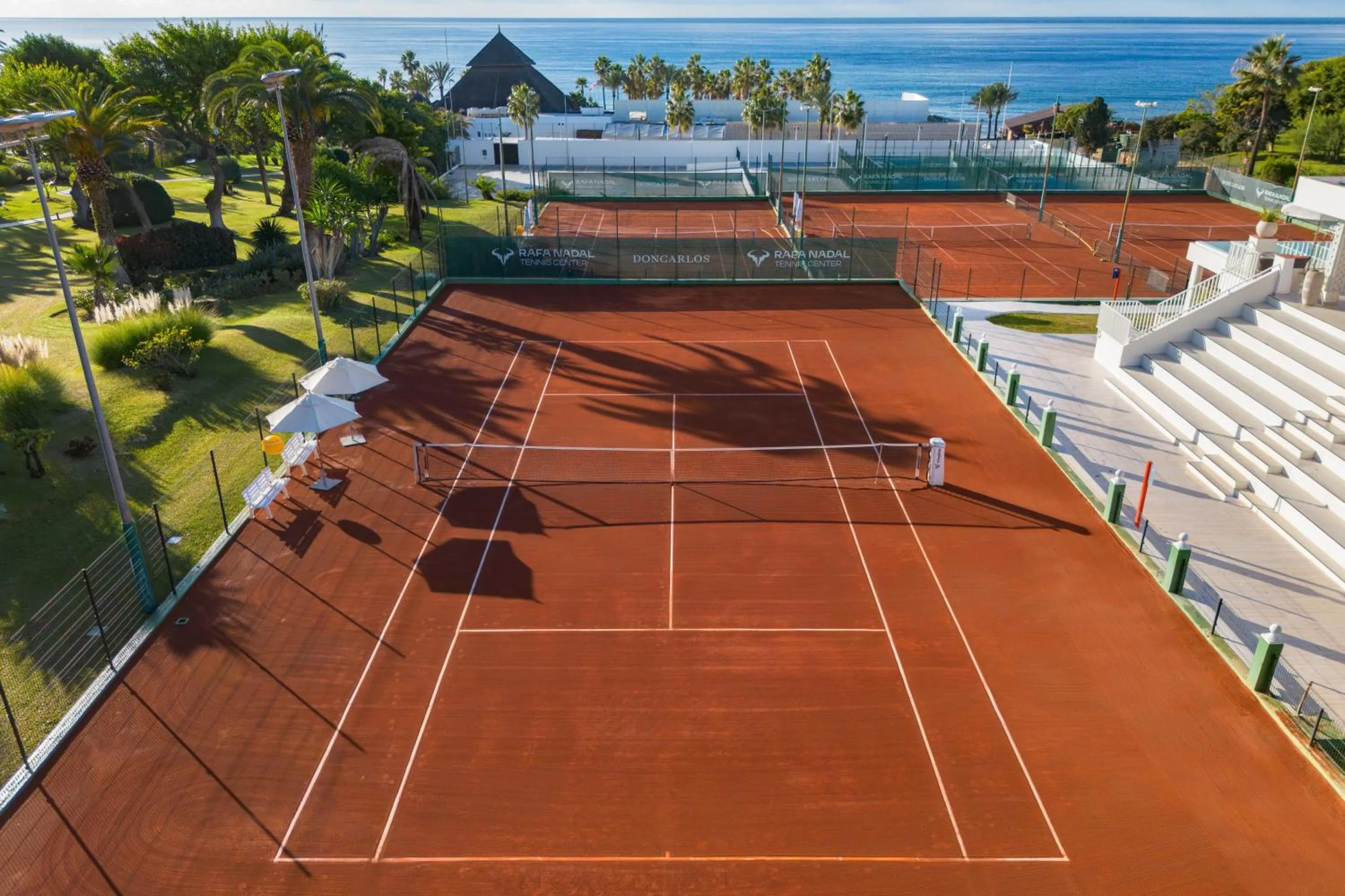 Tennis court in Don Carlos Marbella