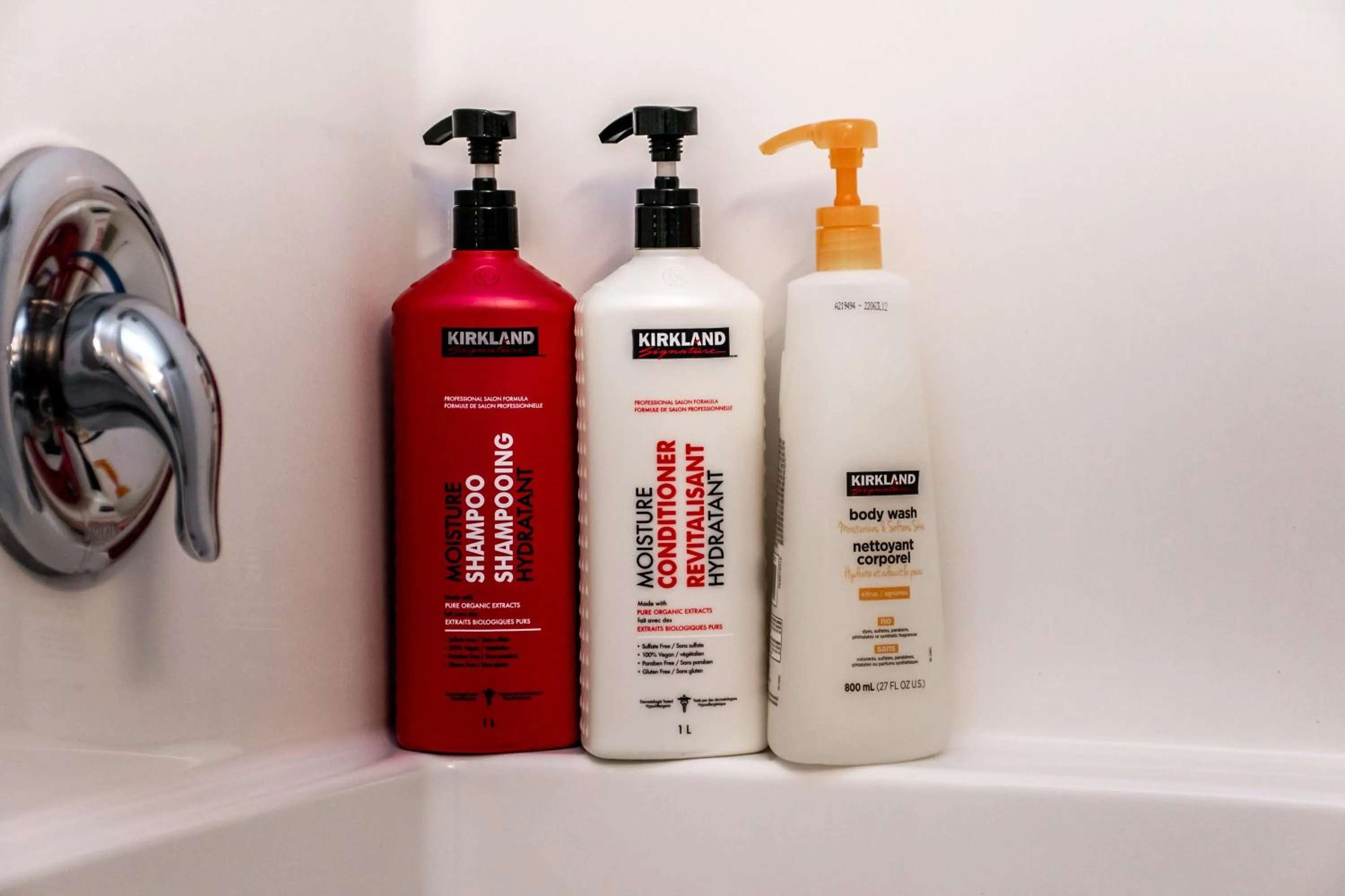 Bathroom in Peaceful Oasis Condo, AC, Top Floor, Secure UG Parking, Balcony, King Bed!