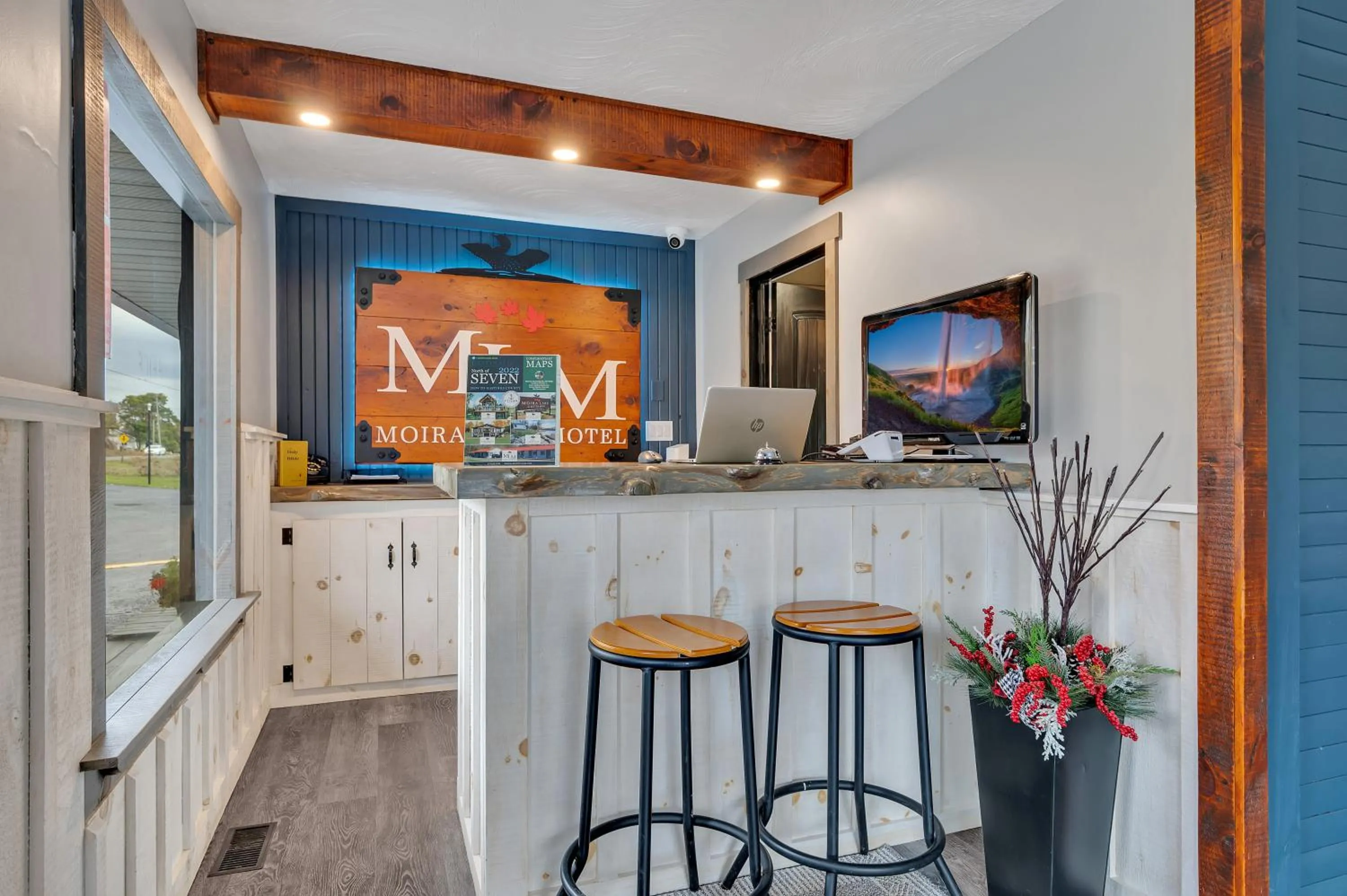 Lobby or reception in Moira Lake Motel