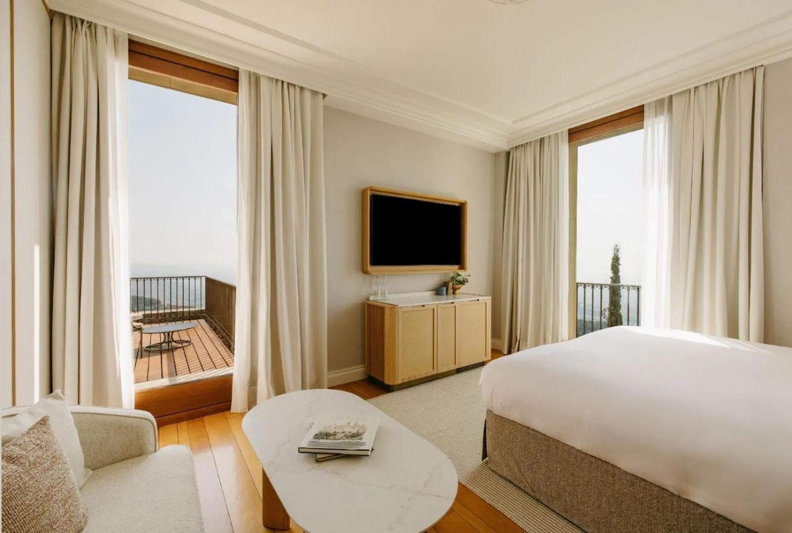 Bed in METT Barcelona GL - A Leading Hotel of the World