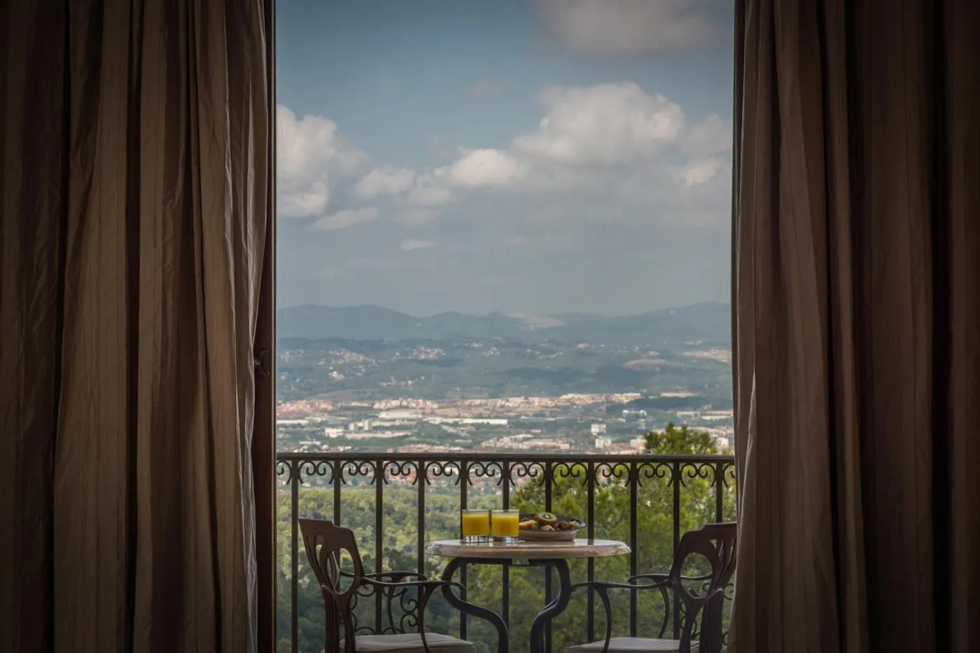 Balcony/Terrace in Gran Hotel La Florida G.L Monumento