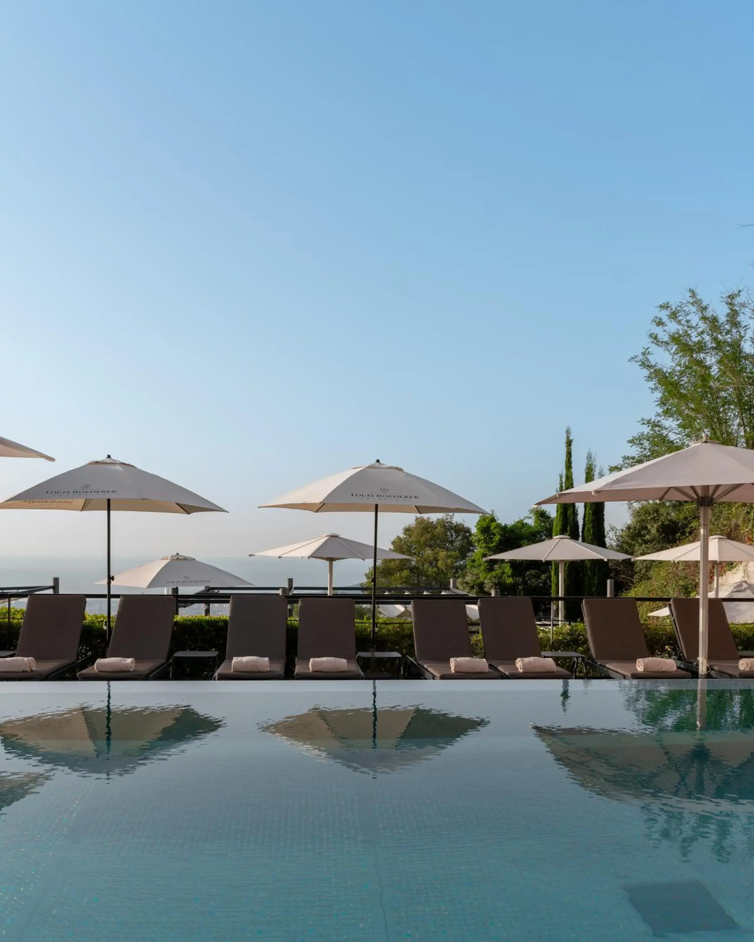 Swimming pool in Gran Hotel La Florida G.L Monumento Swimming pool in Gran Hotel La Florida G.L Monumento