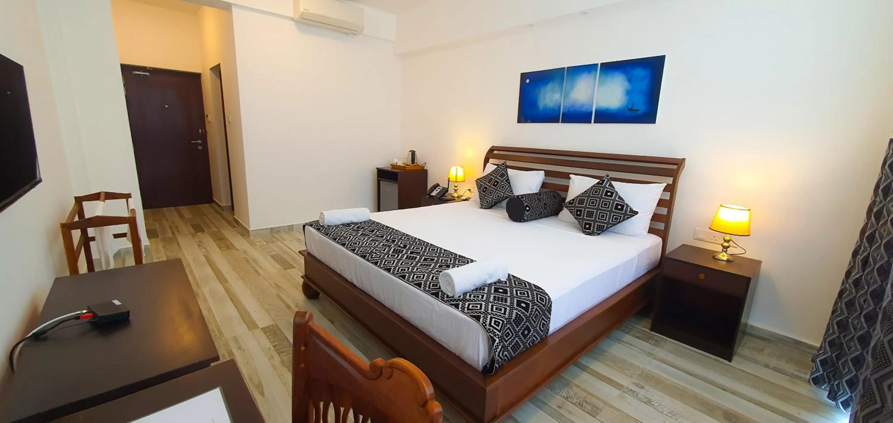 Natural landscape, Bed in ARA Beach Resort Mirissa