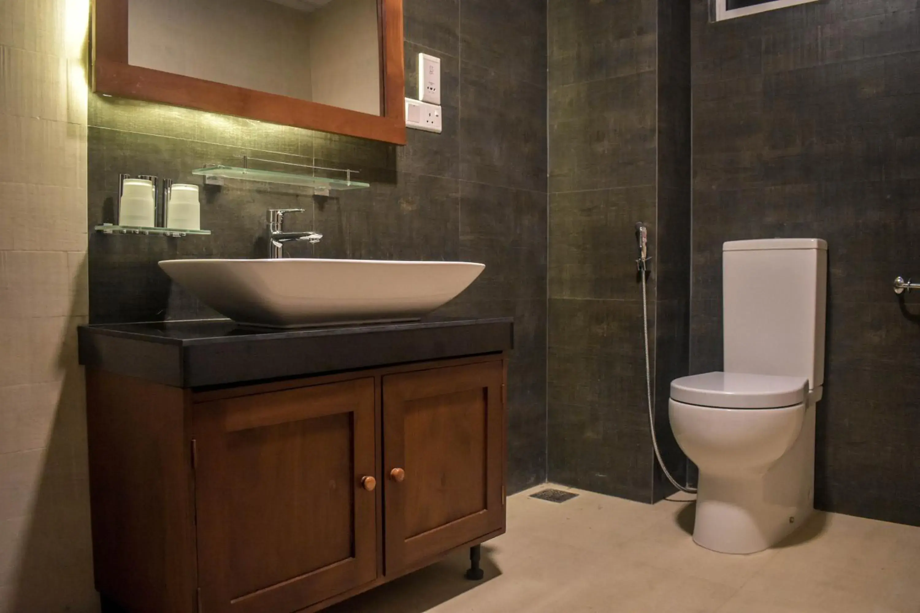 Shower in ARA Beach Resort Mirissa Shower in ARA Beach Resort Mirissa