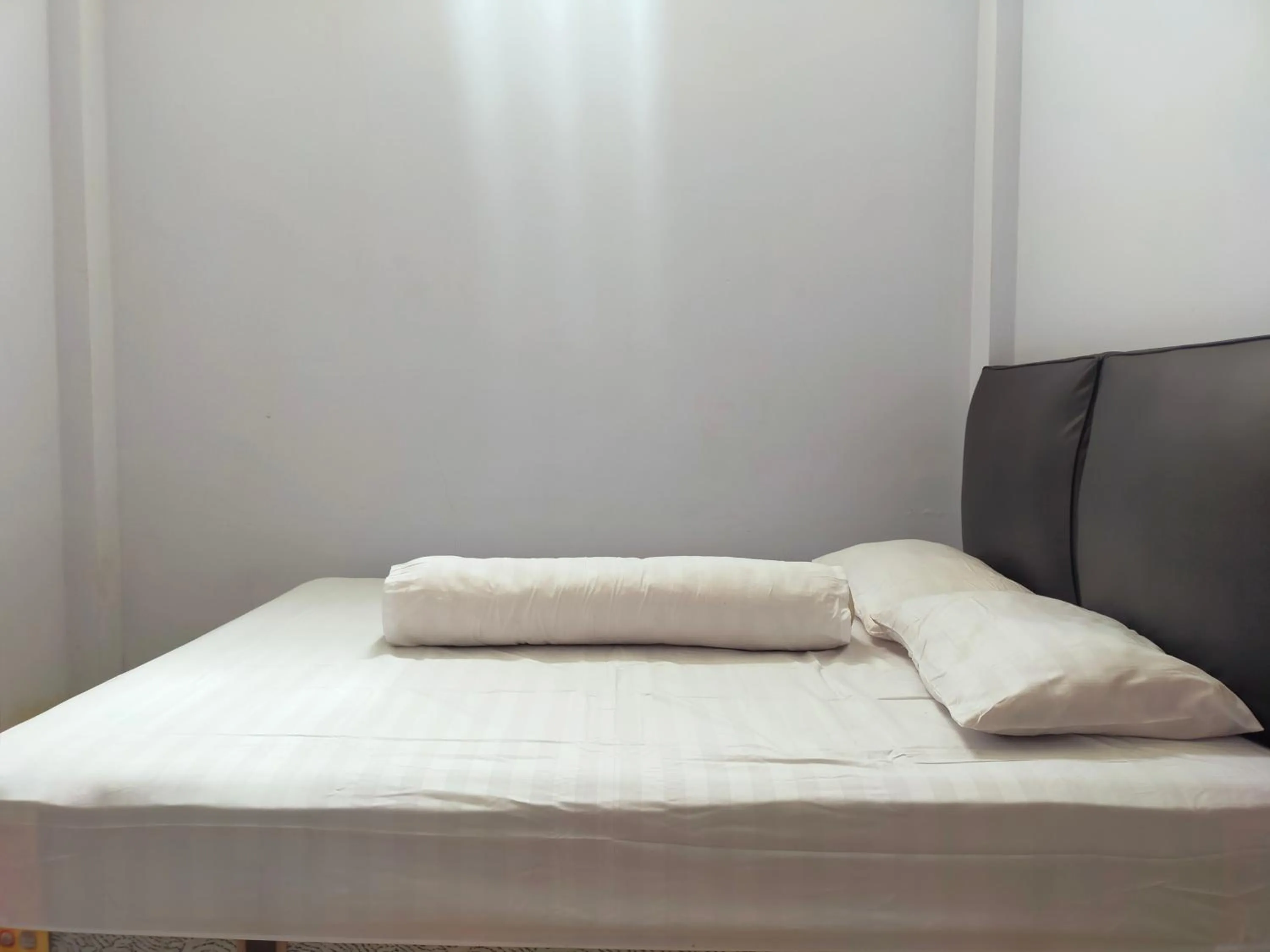 Bedroom, Bed in Inawa Homestay Syariah