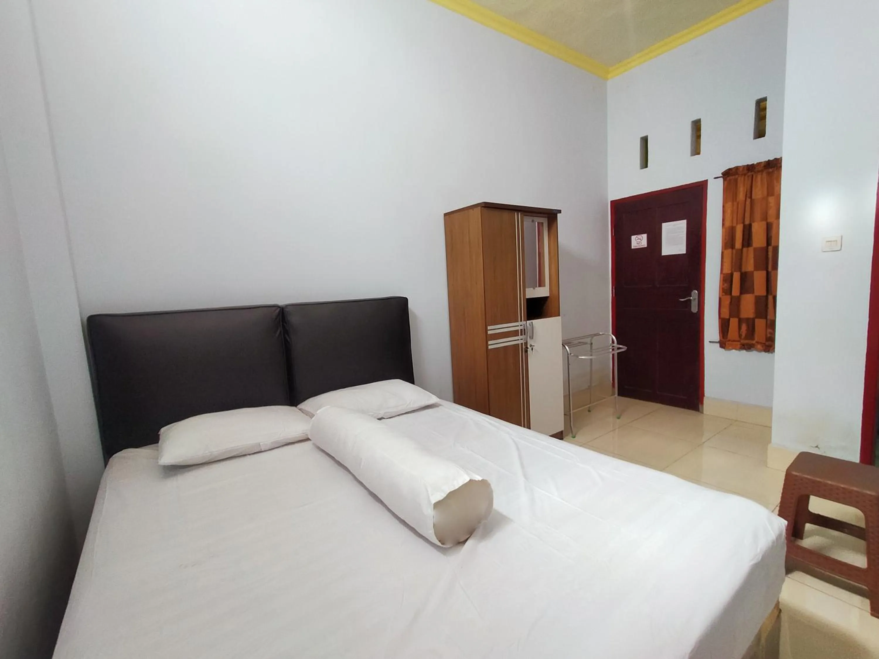 Bedroom, Bed in Inawa Homestay Syariah