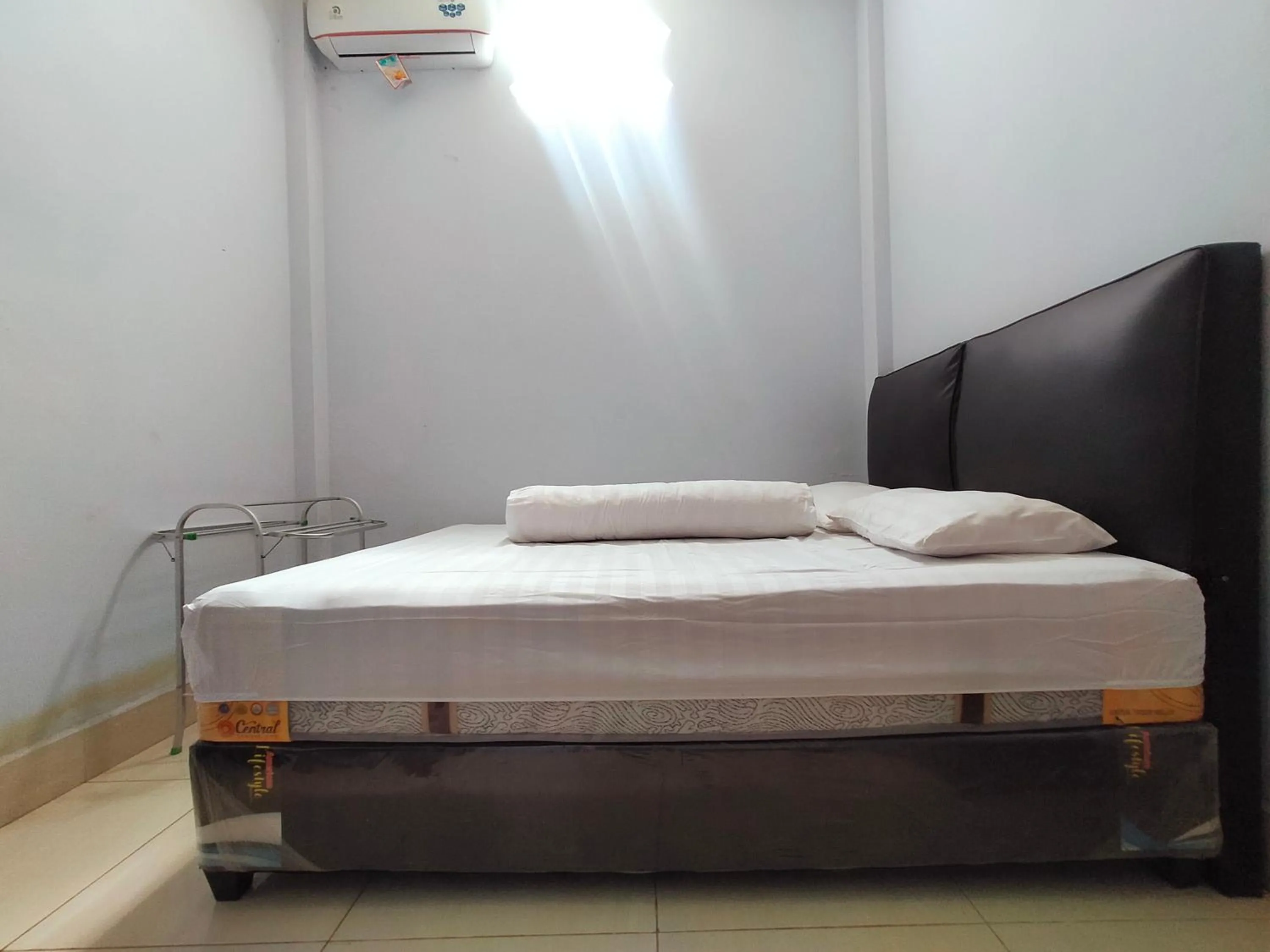 Bedroom, Bed in Inawa Homestay Syariah