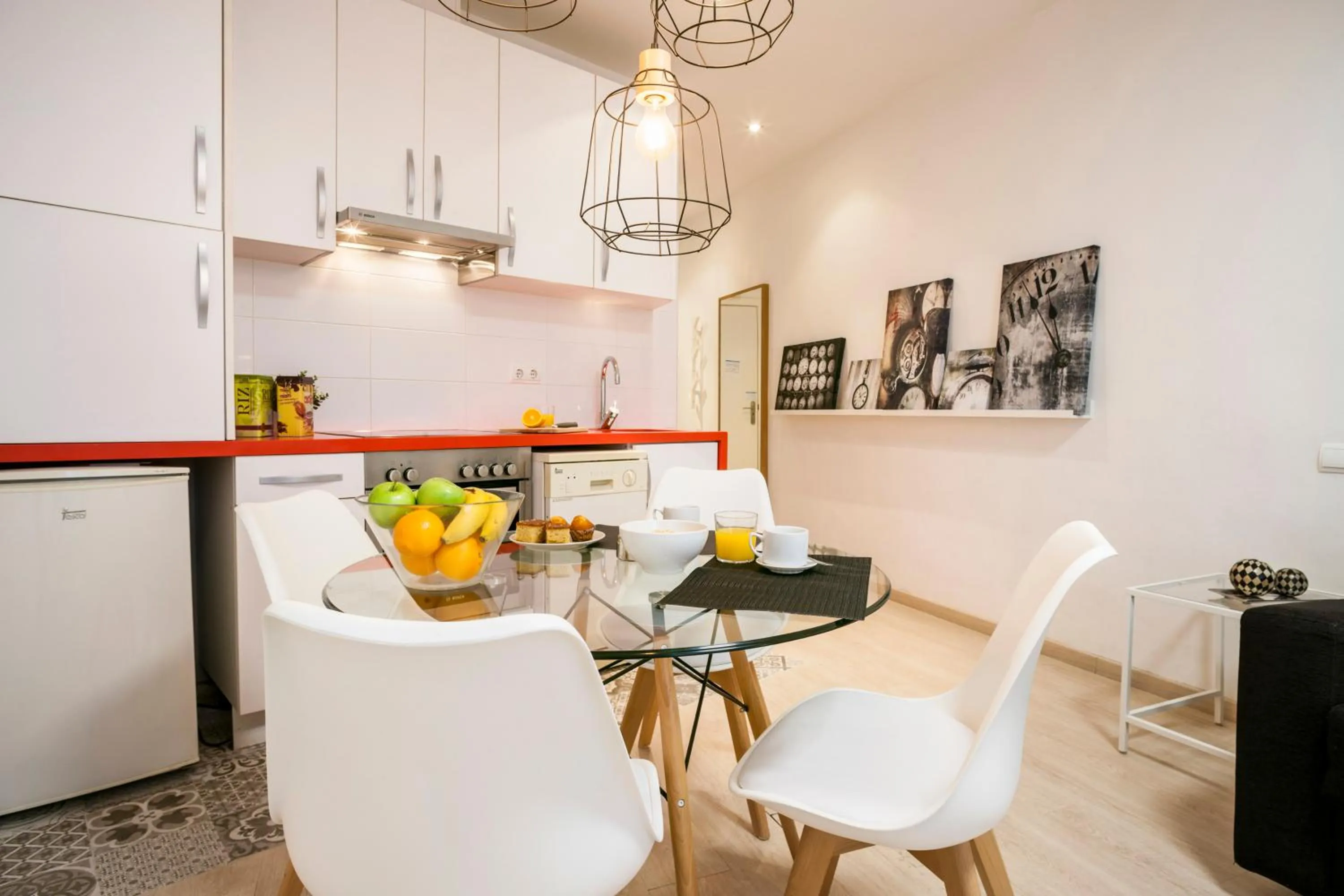 Kitchen or kitchenette in Feelathome Center Apartments