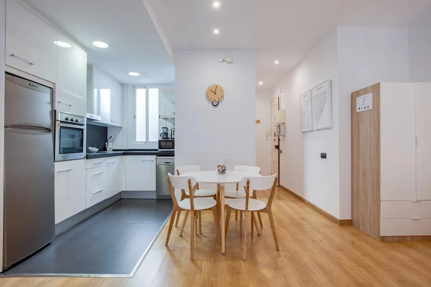 Coffee/tea facilities in Feelathome Center Apartments