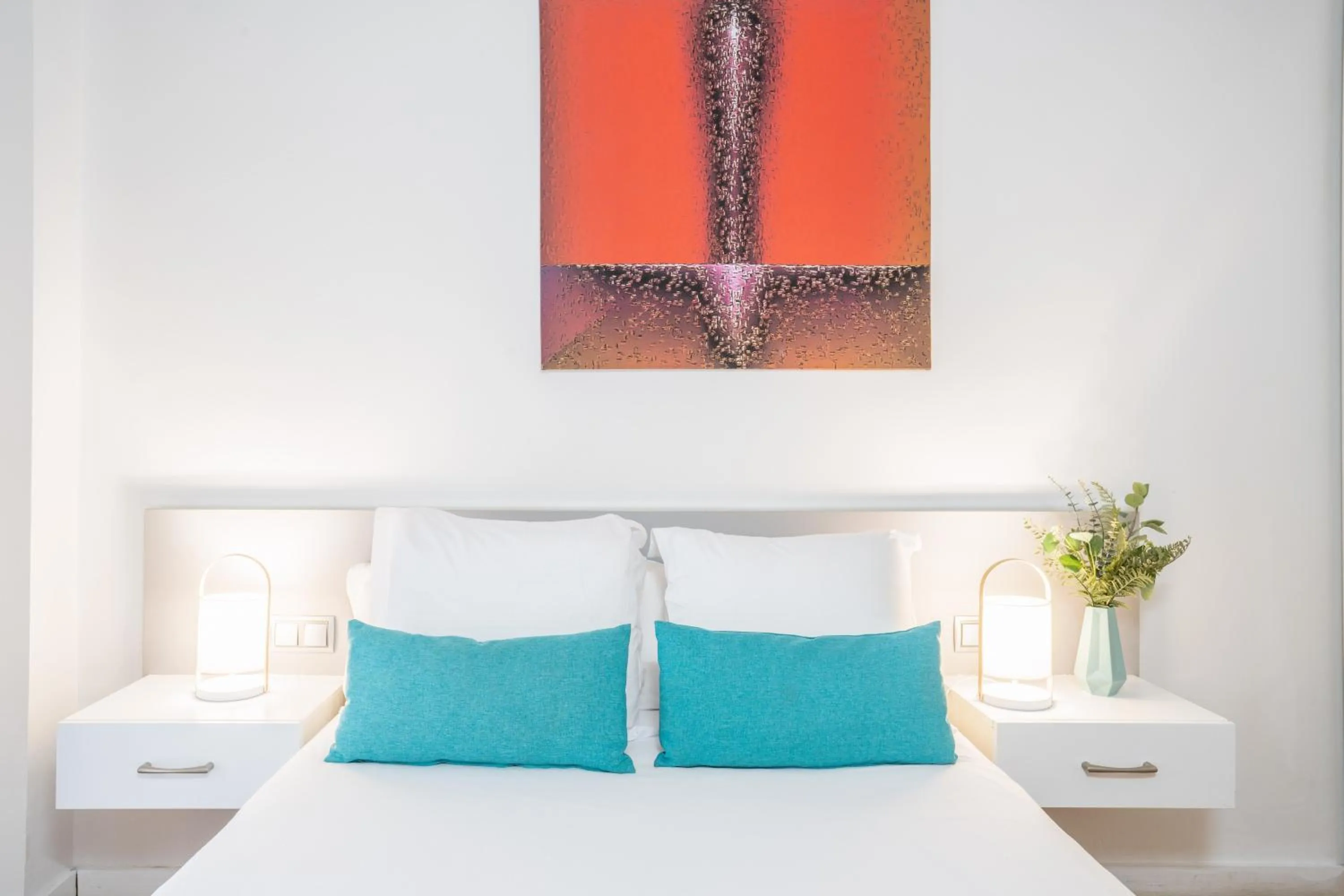 Photo of the whole room, Bed in Feelathome Center Apartments