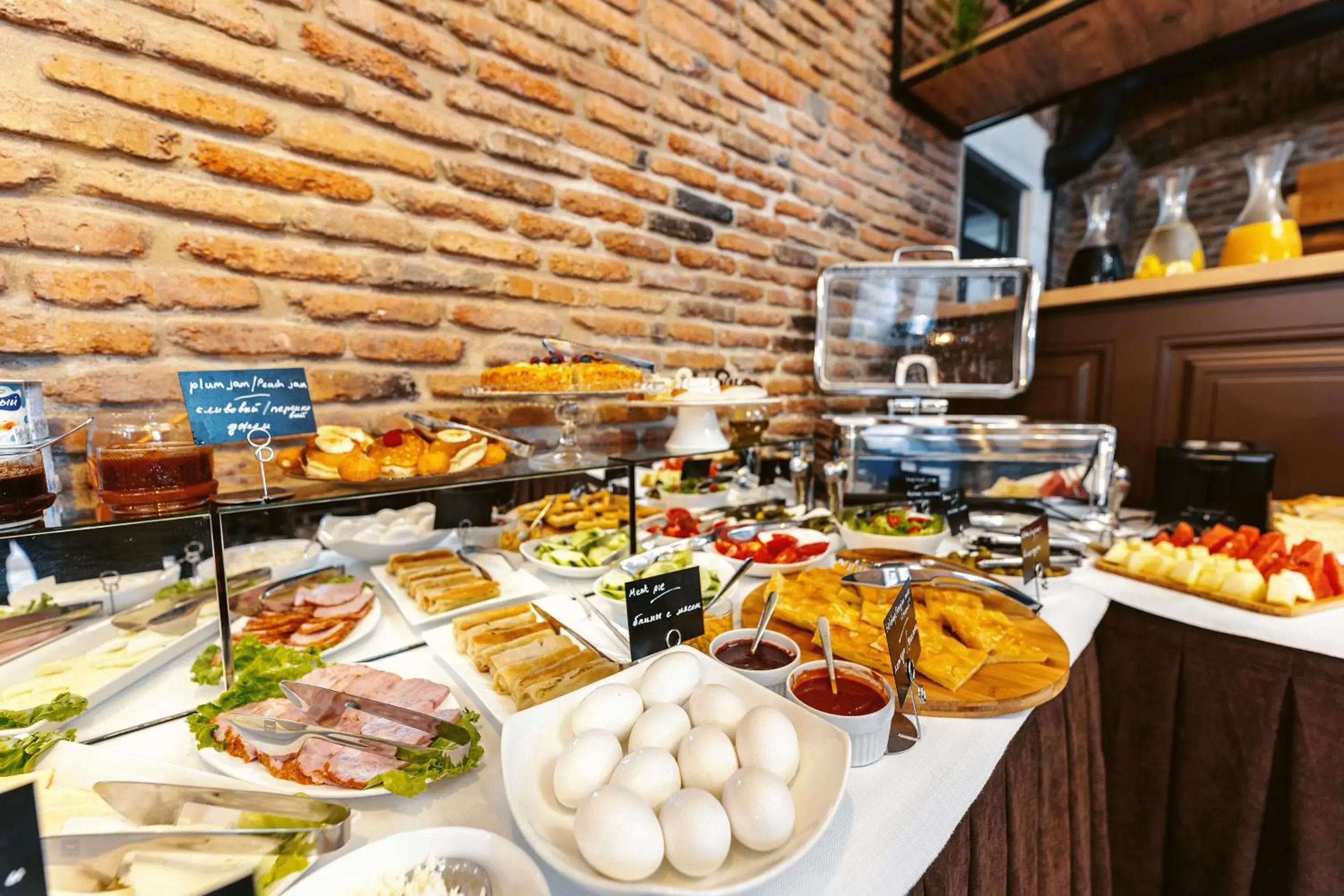 Breakfast in Boutique Hotel Manufactura Breakfast in Boutique Hotel Manufactura