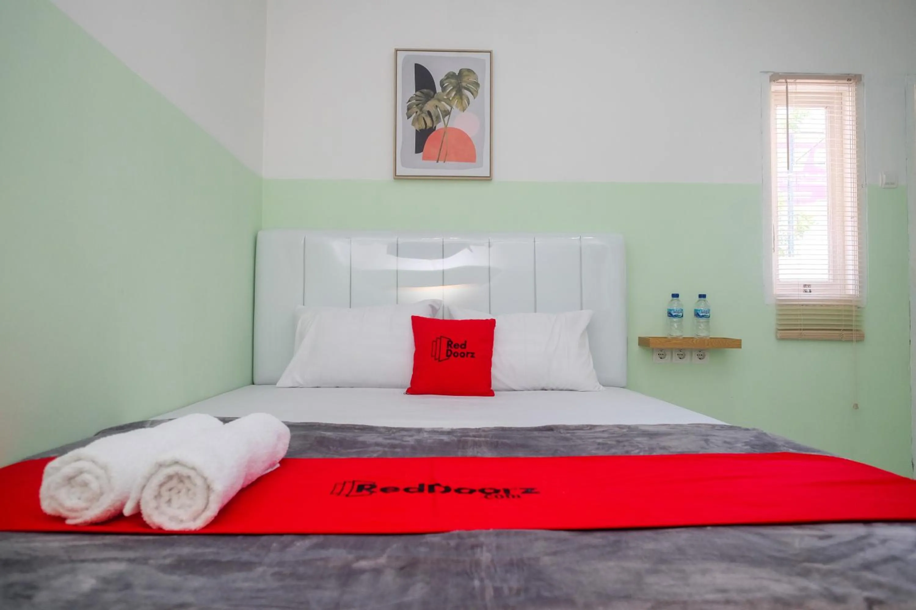 Bedroom, Bed in RedDoorz near Tugu Kartasura