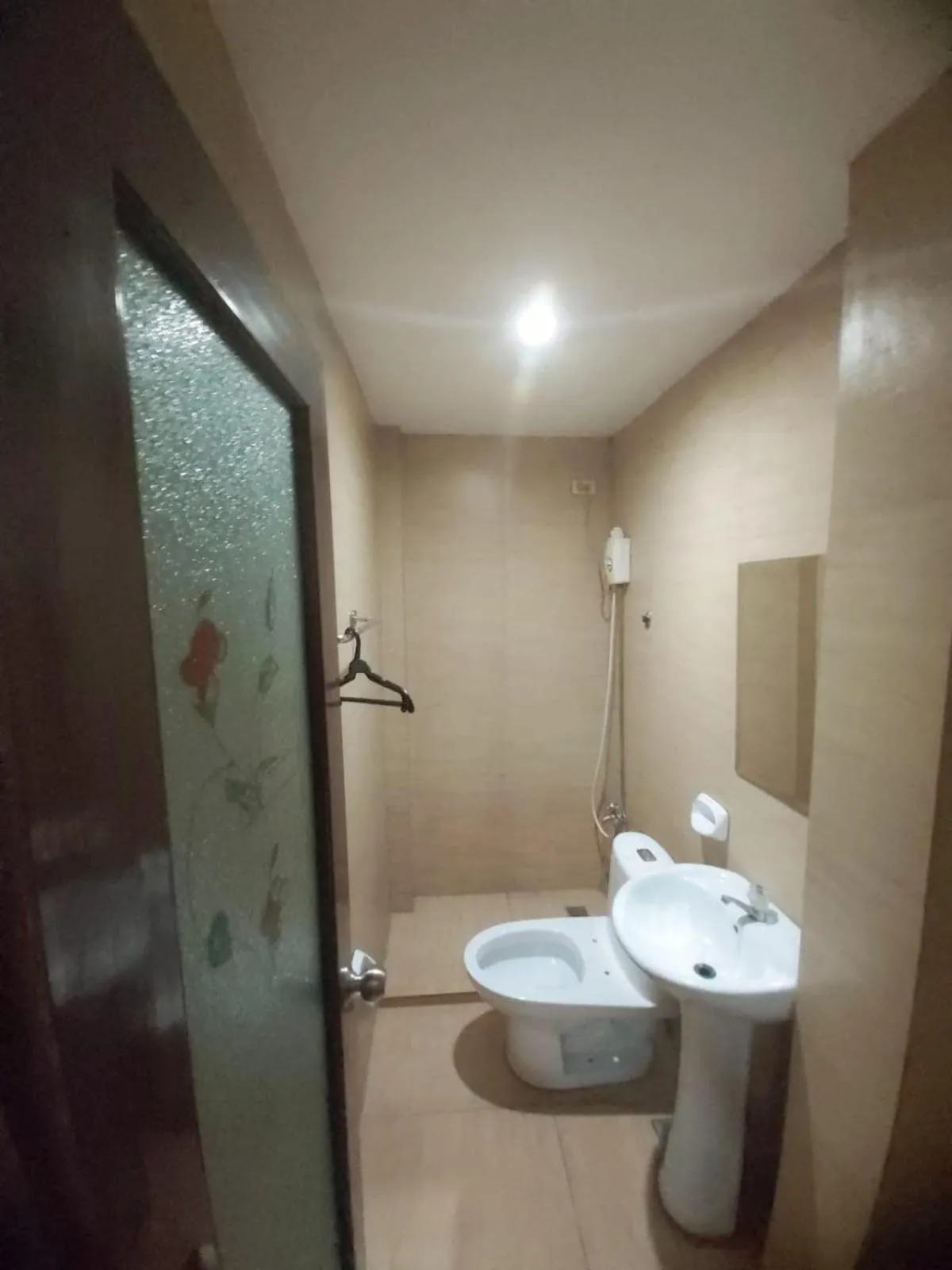 Bathroom in Cosmo Hotel Espana Near Ust