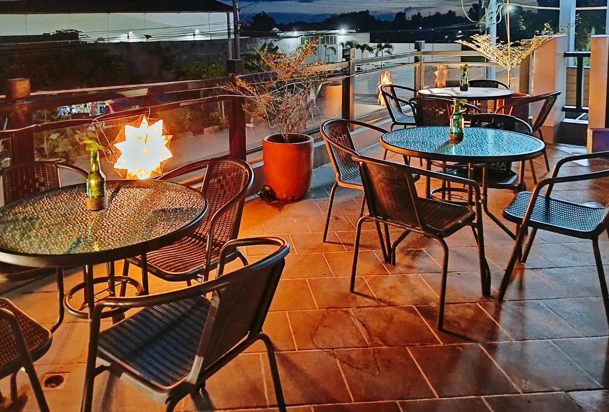 Restaurant/places to eat in RedDoorz @ Occazia Hotel Pampanga