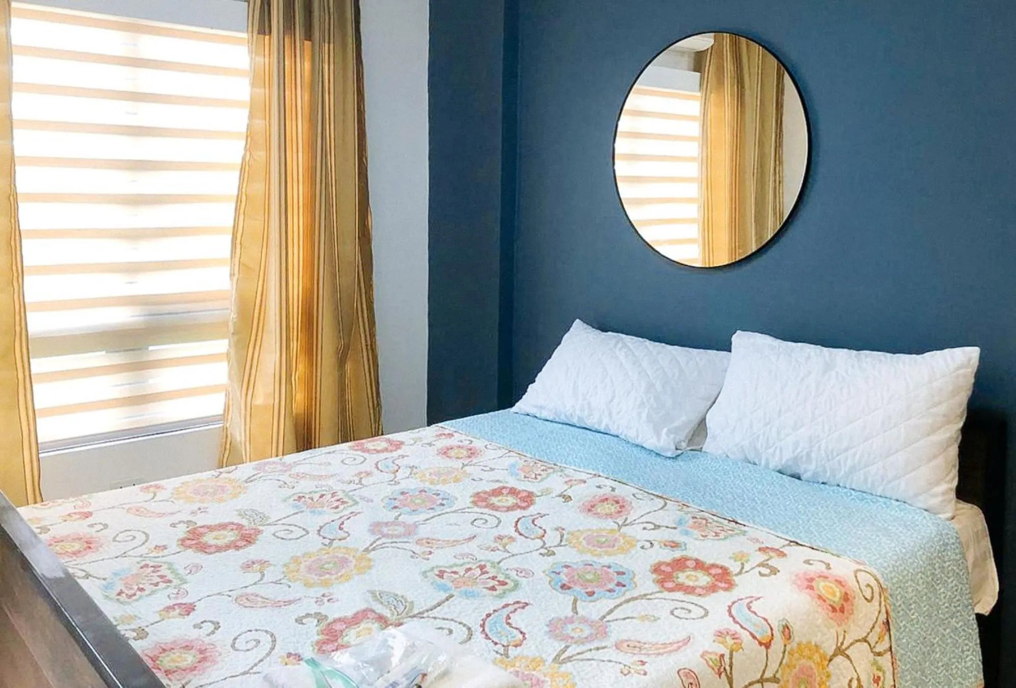 Bed in RedDoorz @ Occazia Hotel Pampanga