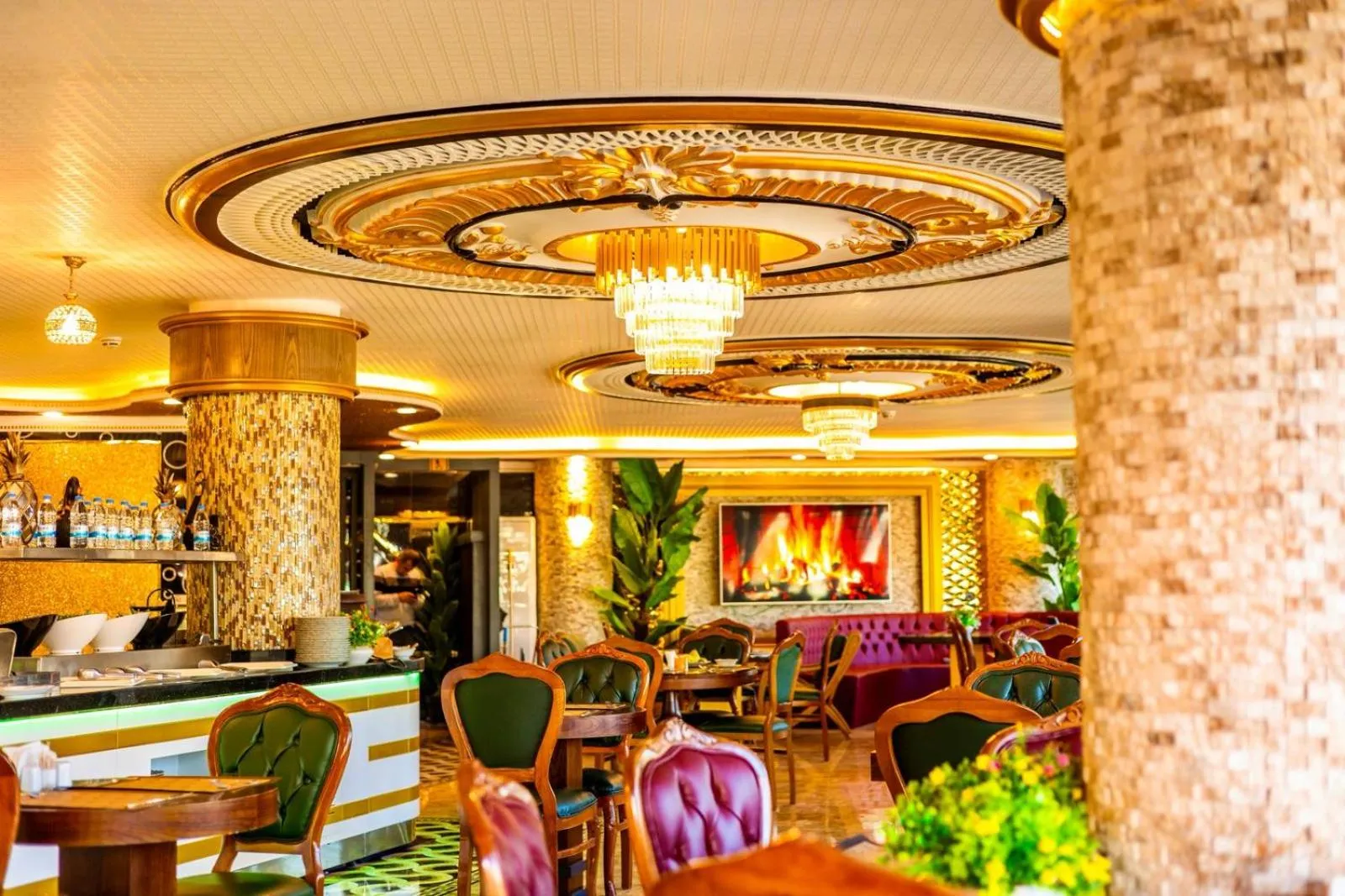 Restaurant/places to eat in Can Adalya Palace Hotel