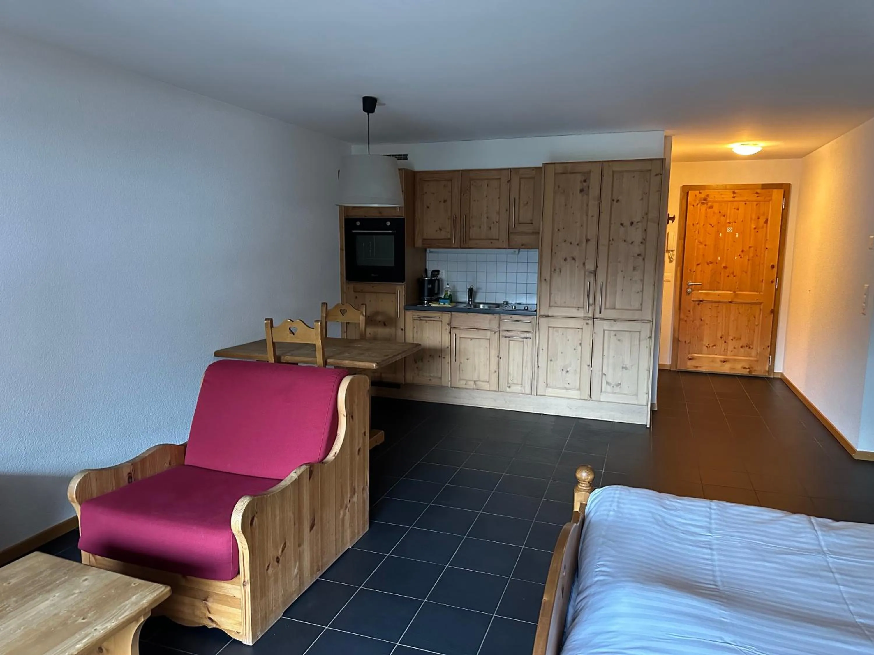 Kitchen or kitchenette, Bed in Mountain River Appart