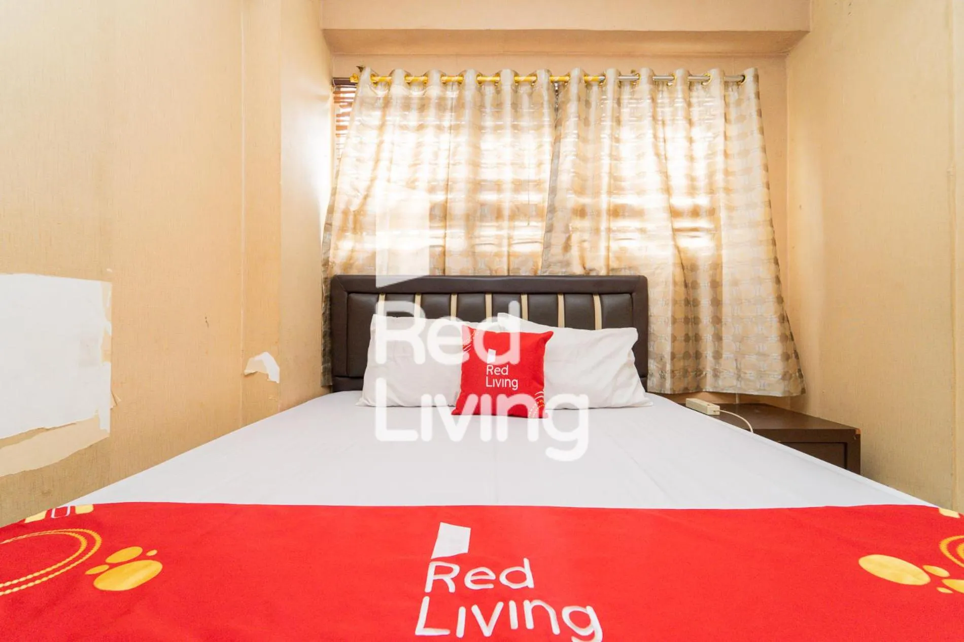 Bedroom, Bed in Apartemen Sentra Timur Residence - D Royal Property Tower Kuning