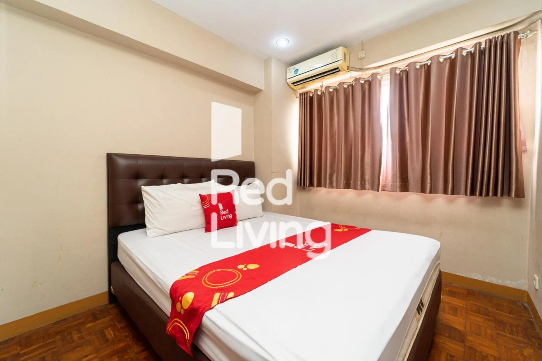 Bedroom, Bed in Apartemen Sentra Timur Residence - D Royal Property Tower Kuning