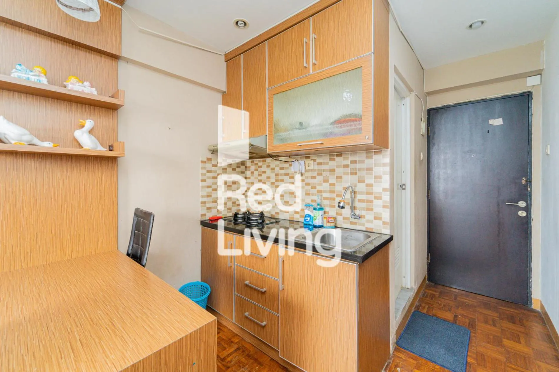 Kitchen or kitchenette in Apartemen Sentra Timur Residence - D Royal Property Tower Kuning