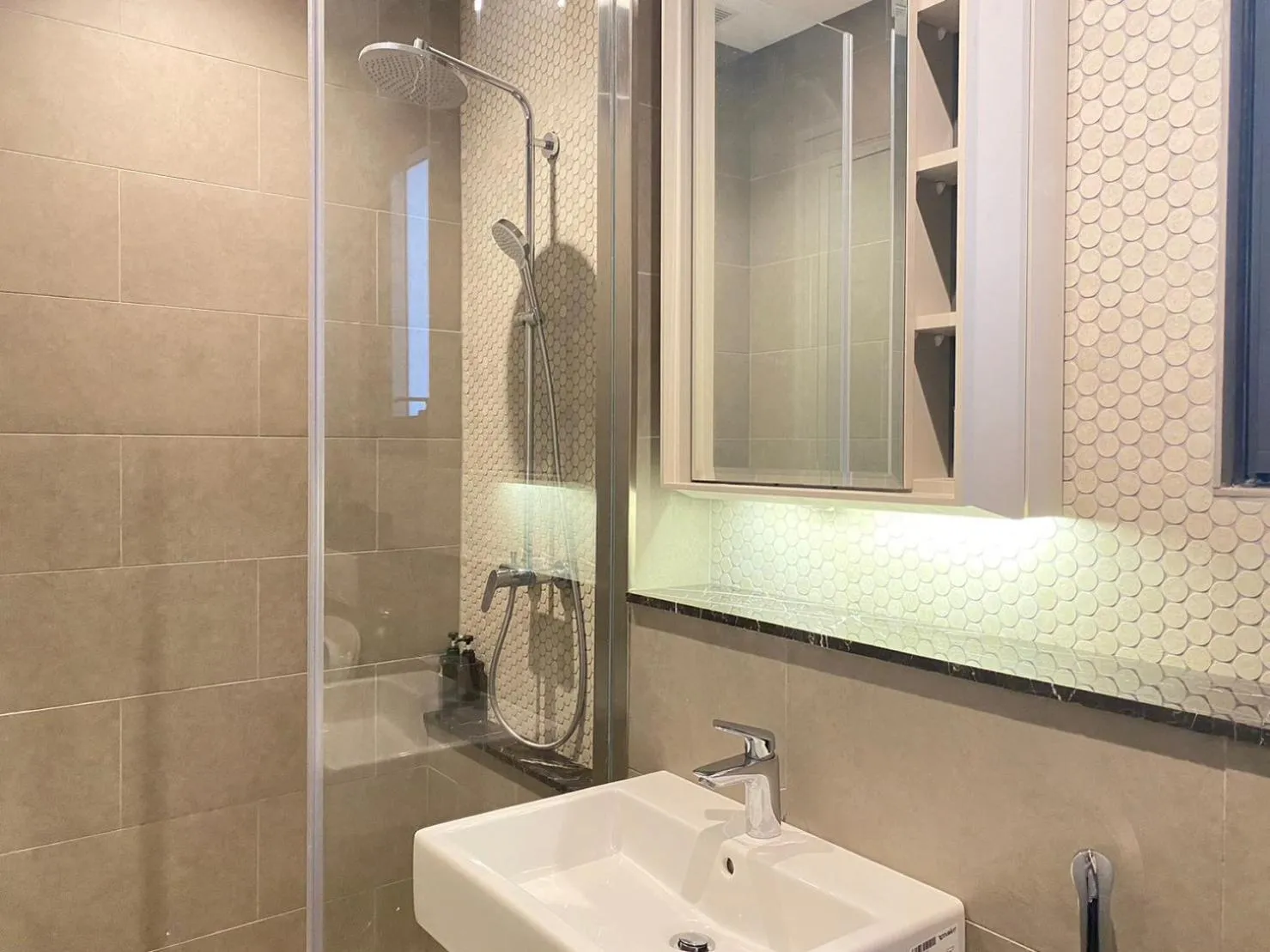 The Dolphin Lucentia Bukit Bintang KLCC Kuala Lumpur