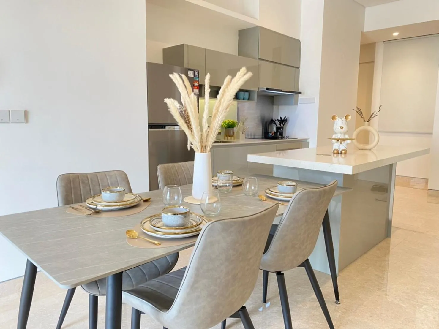 The Dolphin Lucentia Bukit Bintang KLCC Kuala Lumpur