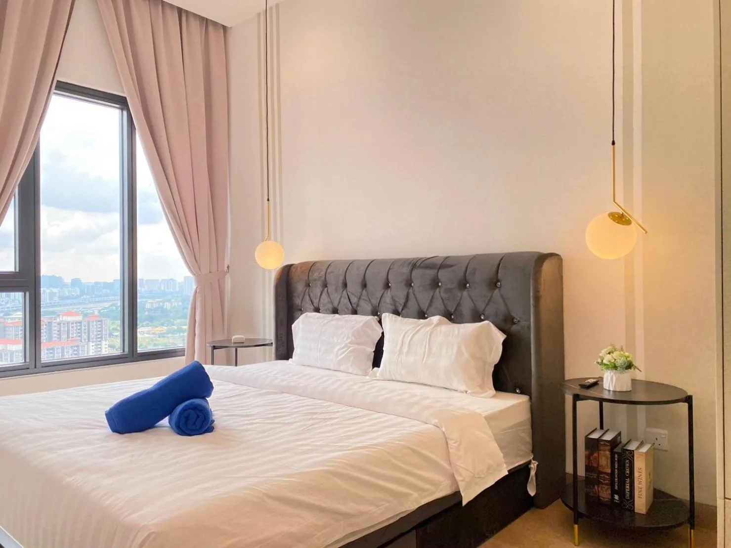 Bed in The Dolphin Lucentia Bukit Bintang KLCC Kuala Lumpur