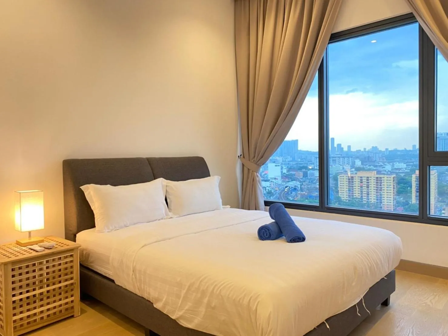 Bed in The Dolphin Lucentia Bukit Bintang KLCC Kuala Lumpur