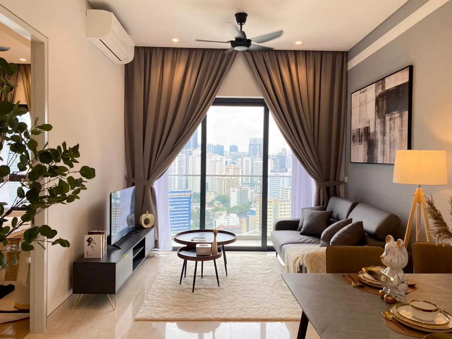 The Dolphin Lucentia Bukit Bintang KLCC Kuala Lumpur