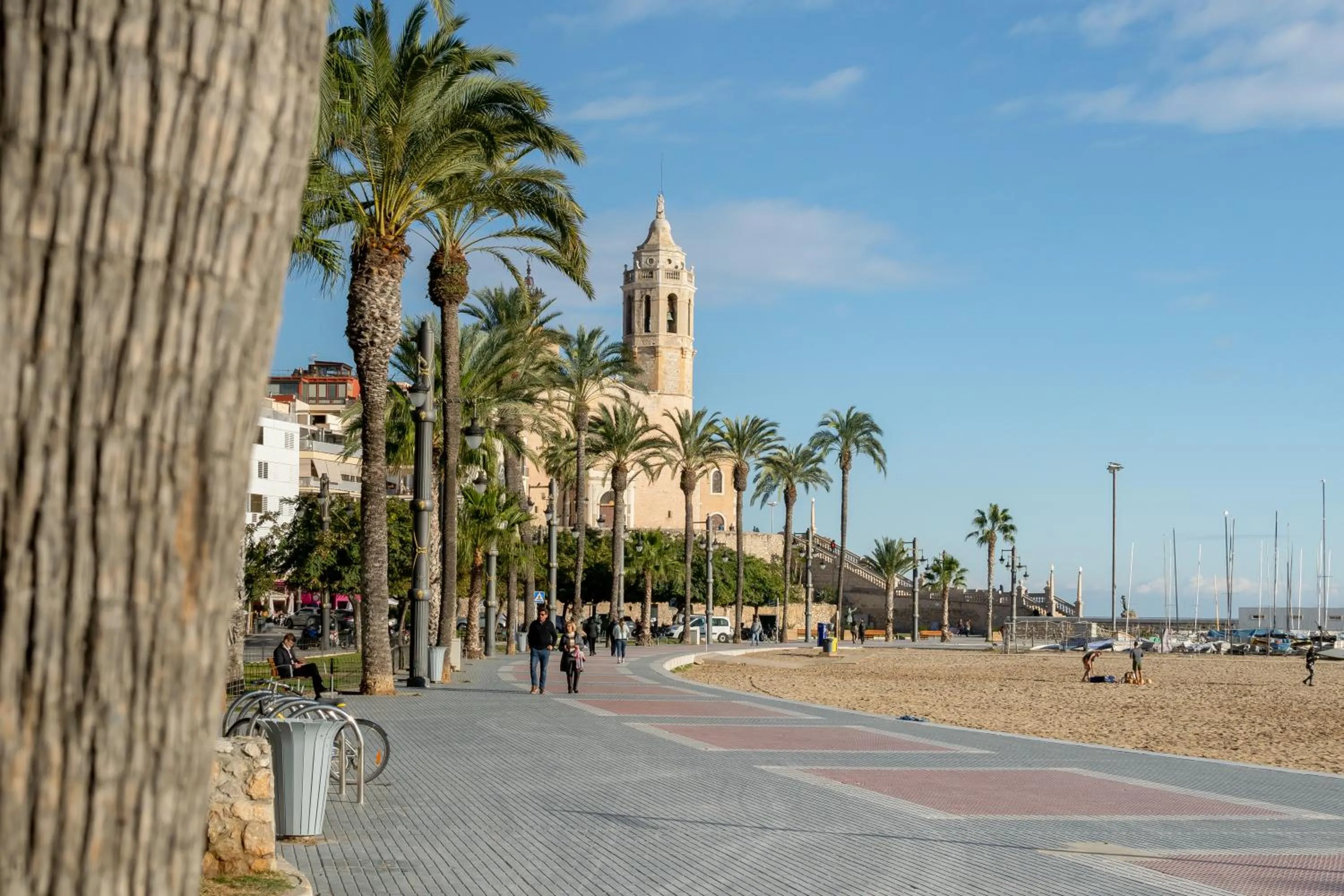 Nearby landmark in Vistamar 2: Primera línea de mar con gran terraza