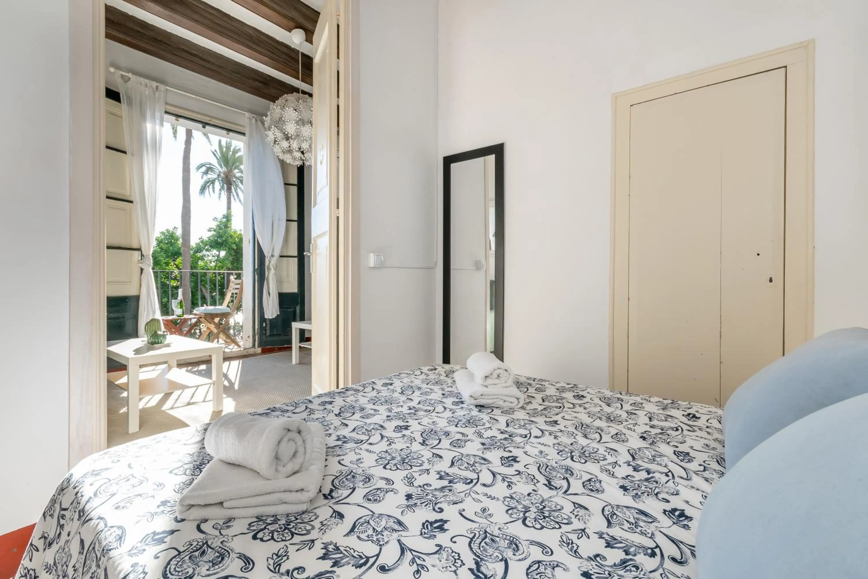 Bed in Vistamar 2: Primera línea de mar con gran terraza