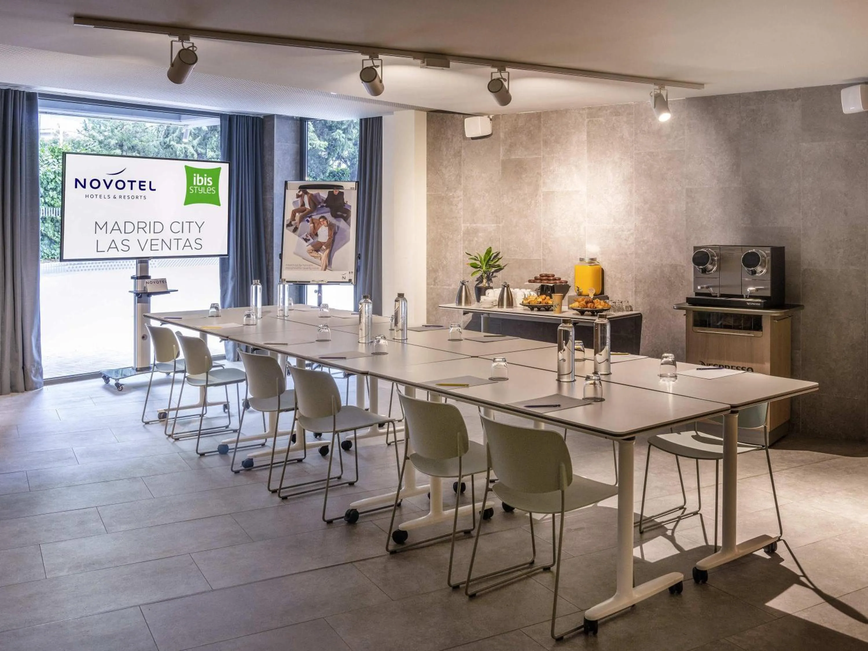 Meeting/conference room in Novotel Madrid City Las Ventas