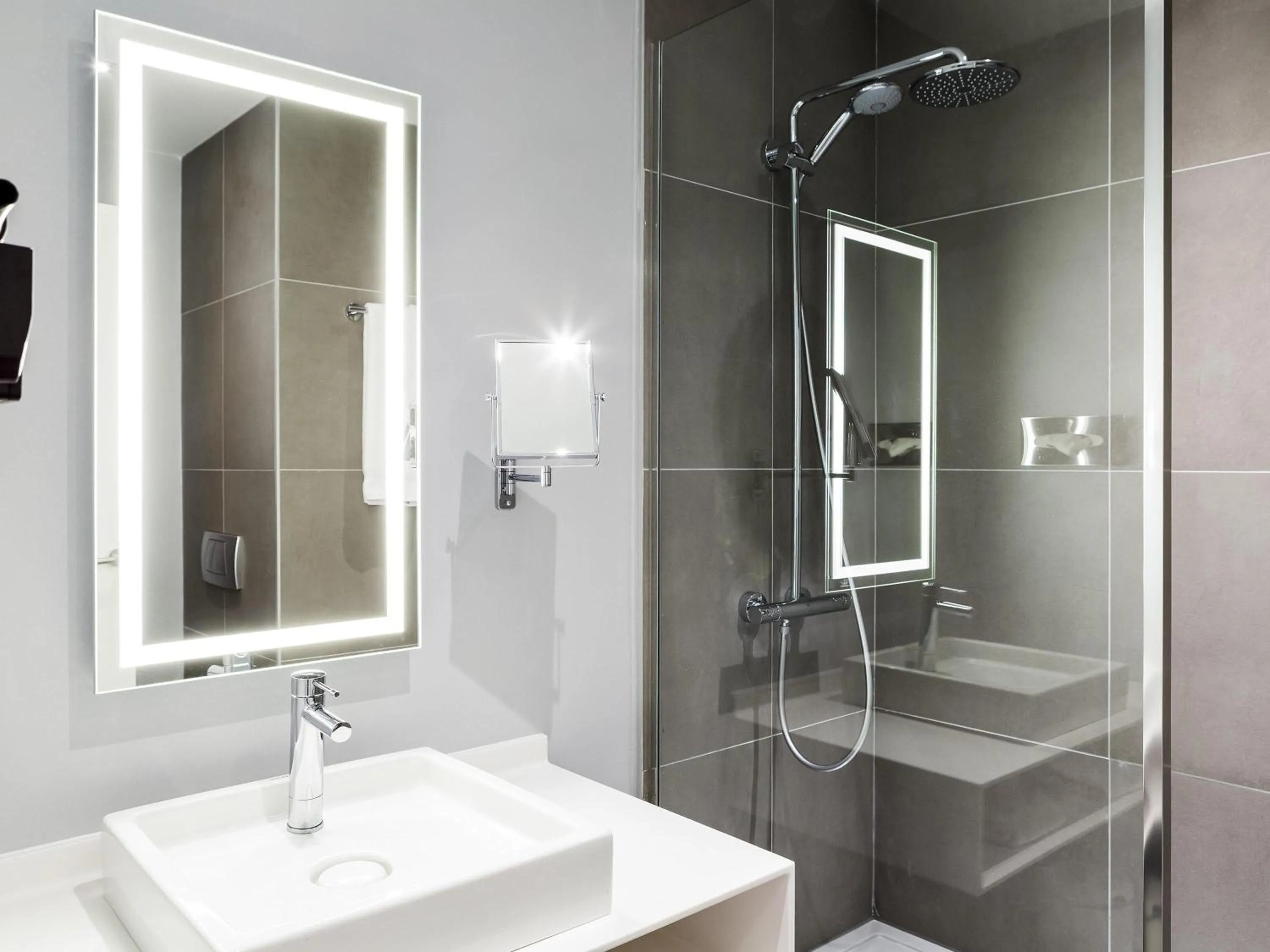 Bedroom in Novotel Madrid City Las Ventas