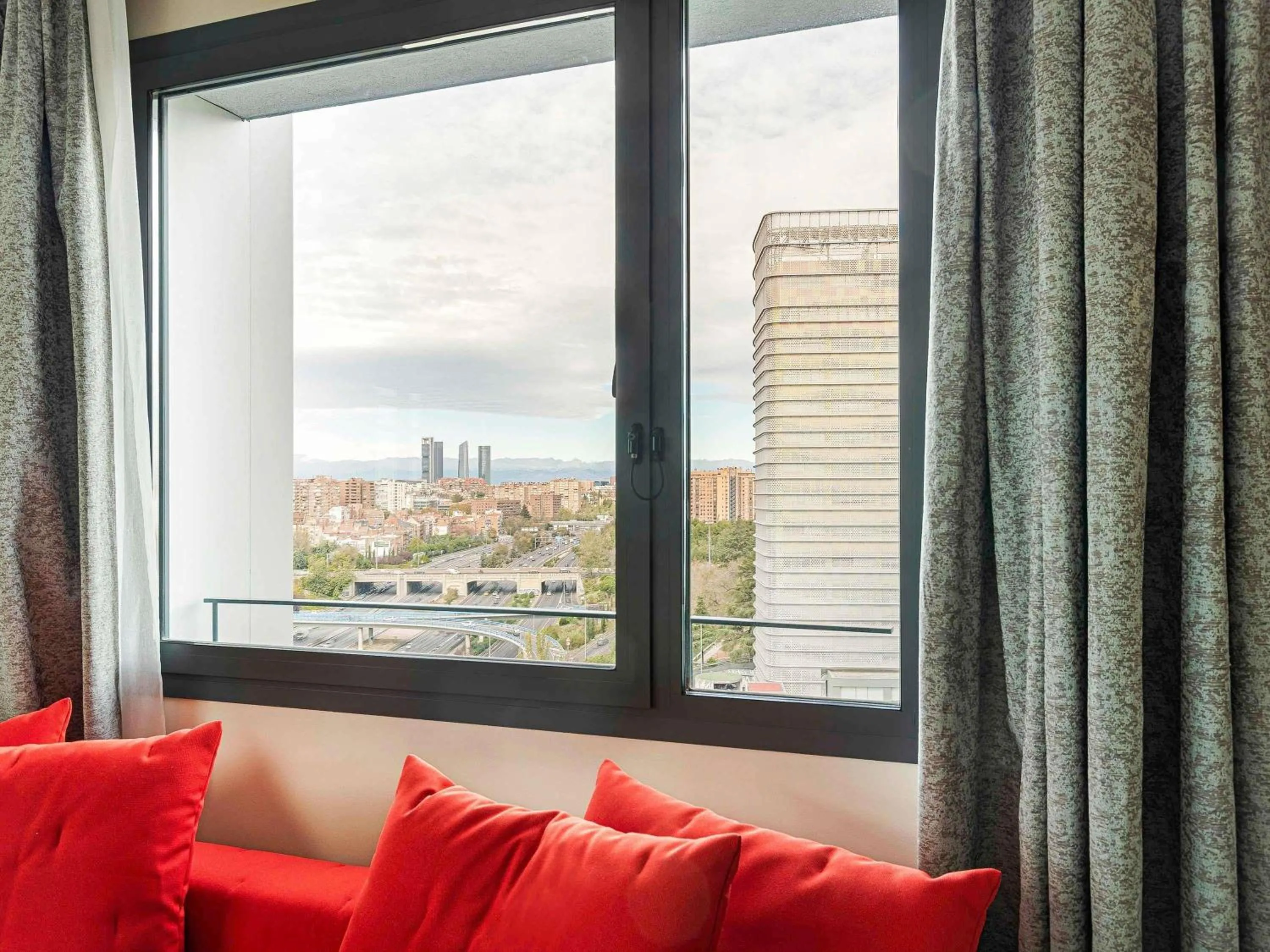 Bedroom in Novotel Madrid City Las Ventas