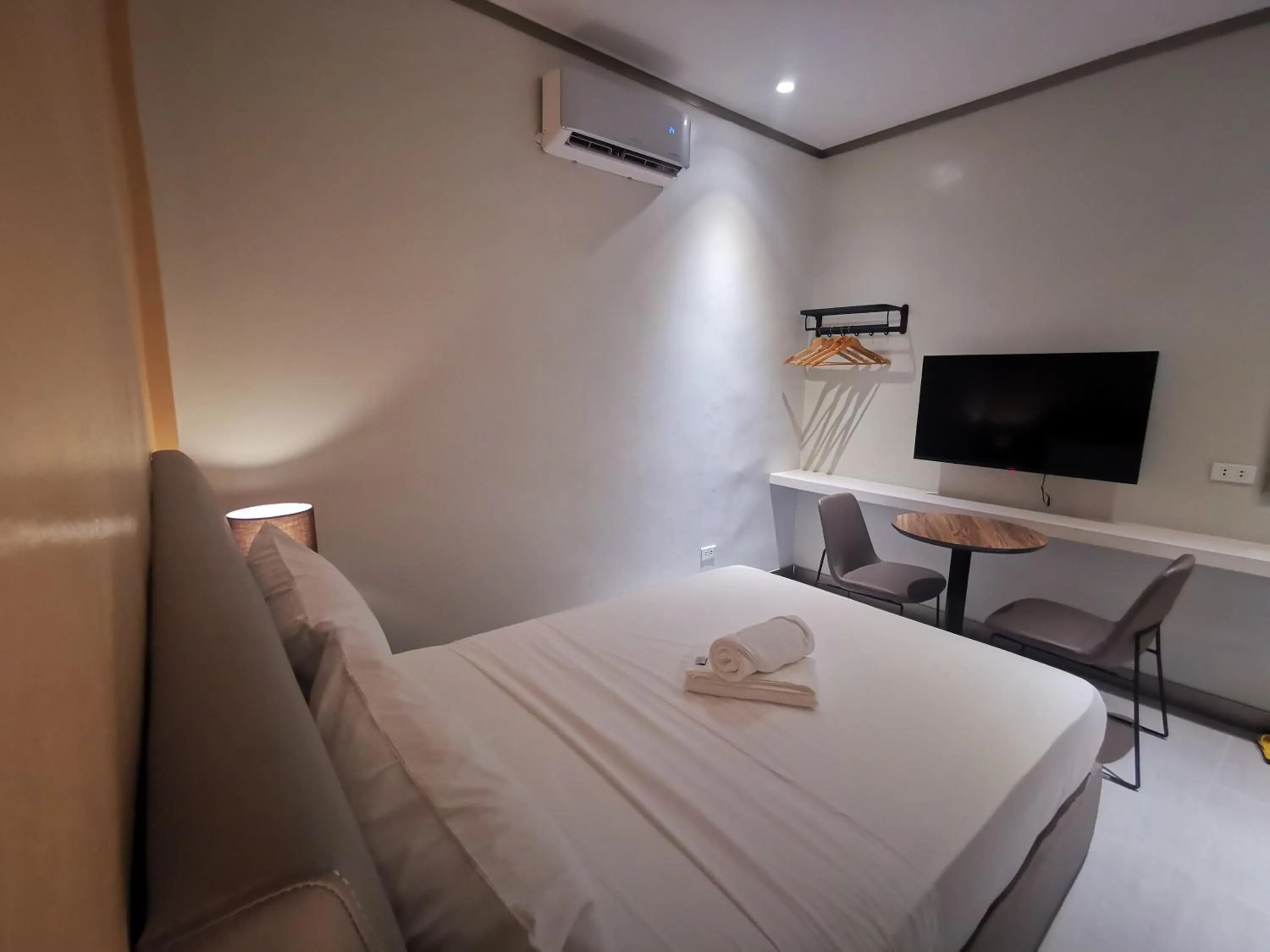 Bed in Yes Hotel Imus Cavite