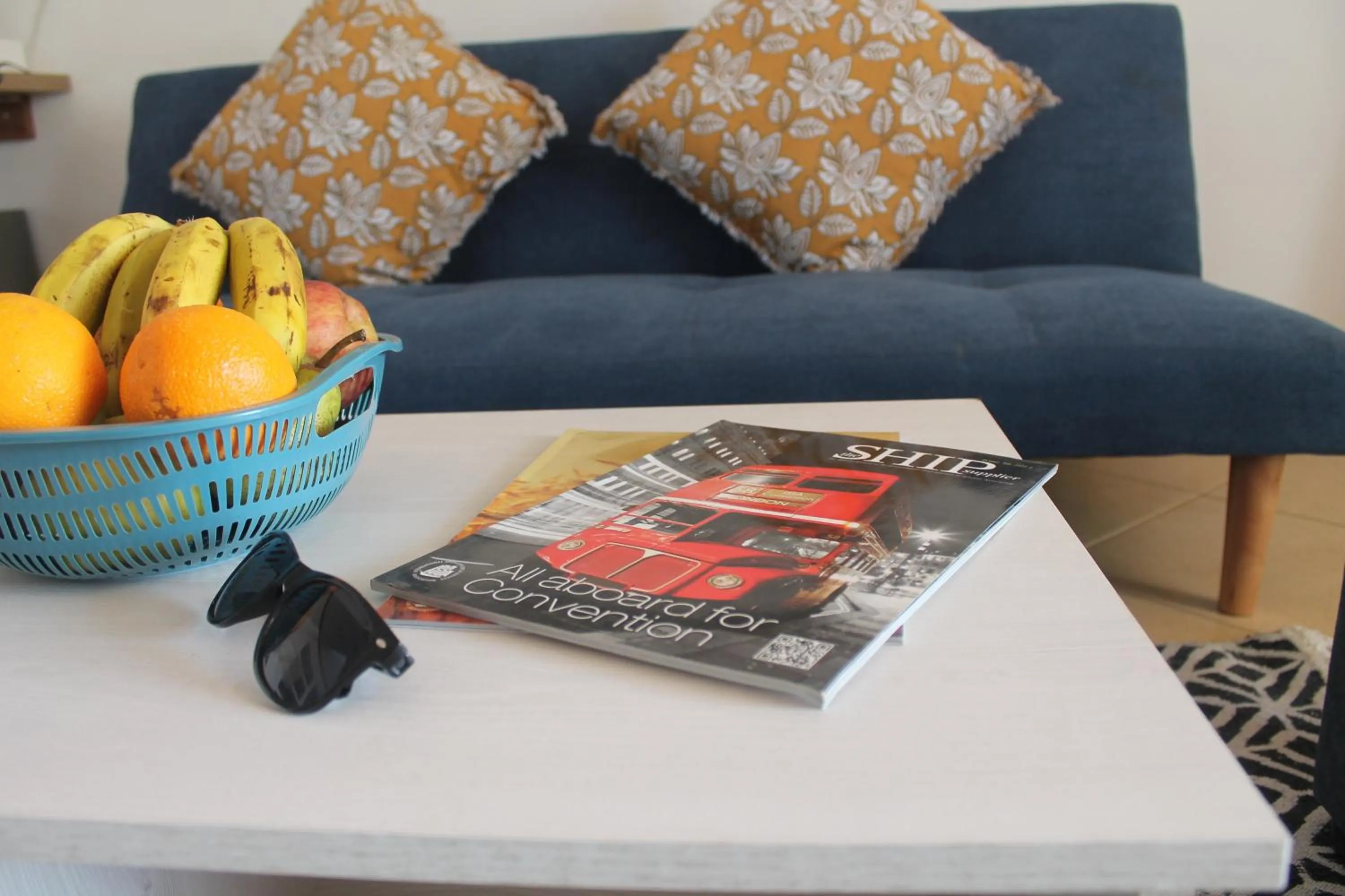 Seating area in Wharf Side Inn