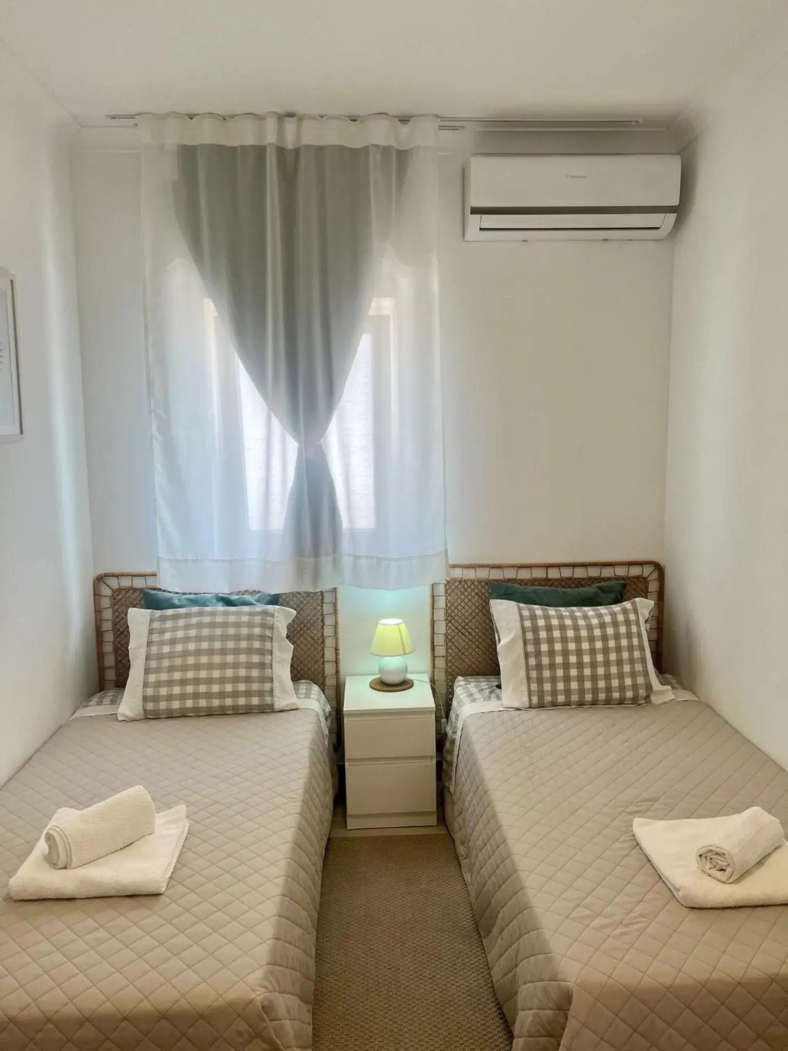 Deluxe Twin Room in Galagana Charm House Deluxe Twin Room in Galagana Charm House