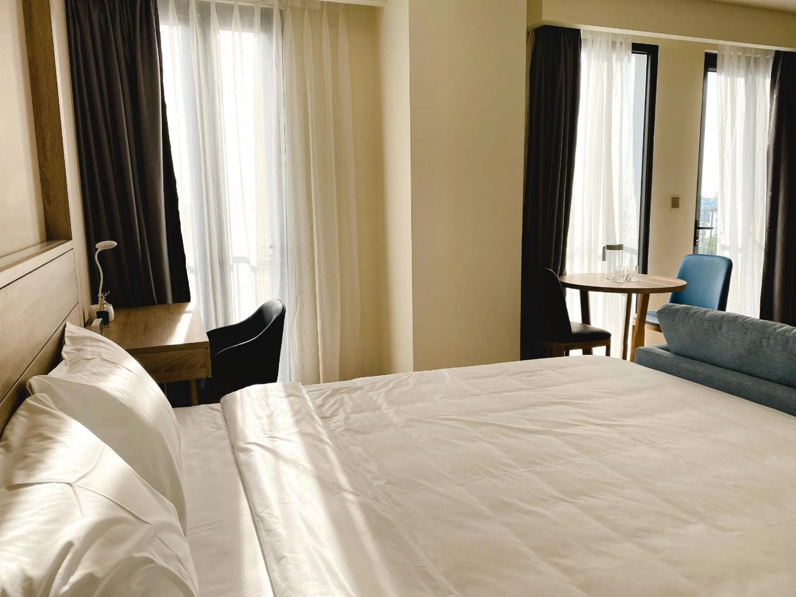 Bed in PH Hotel & Apartment