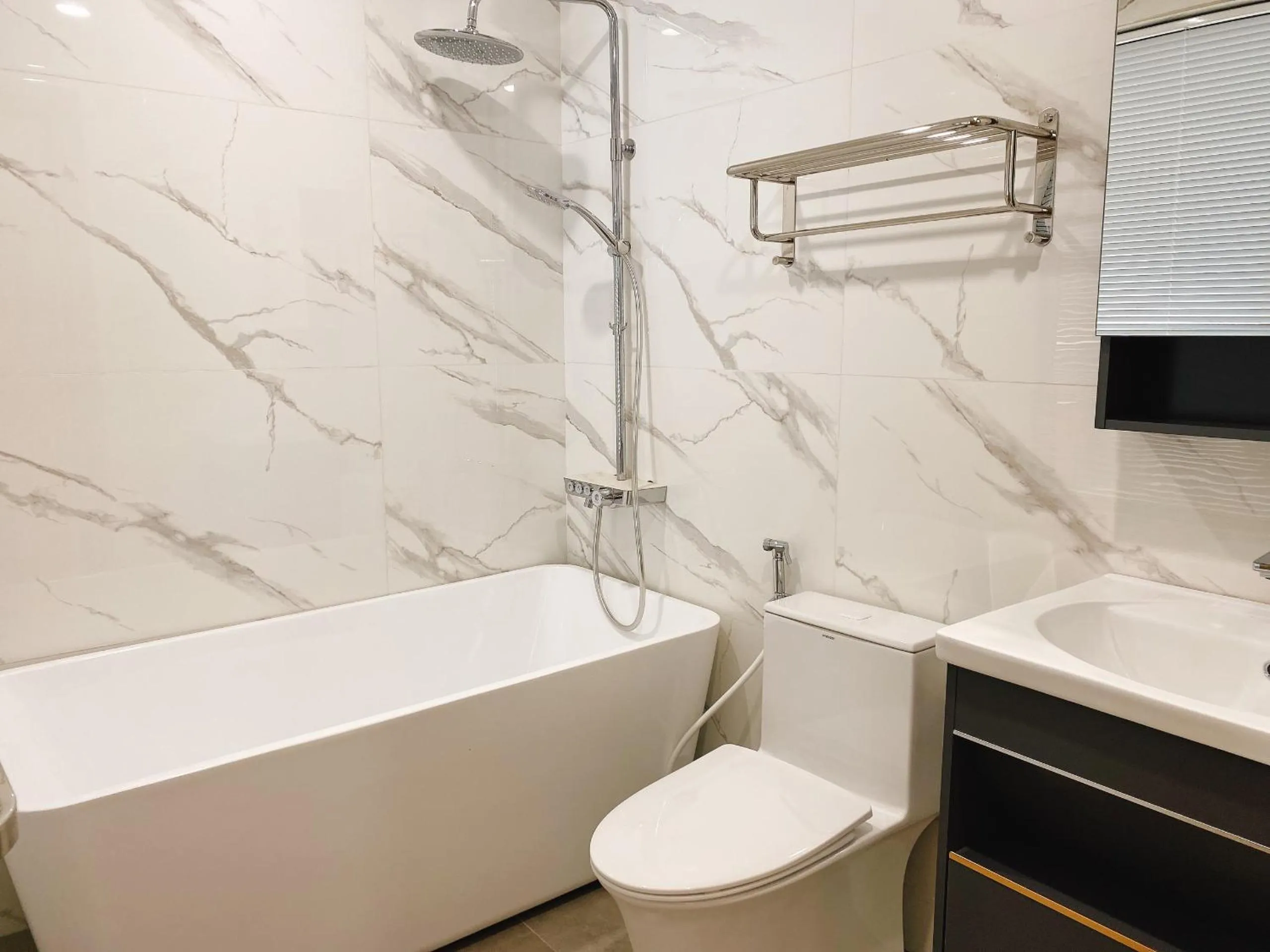 PH Hotel & Apartment