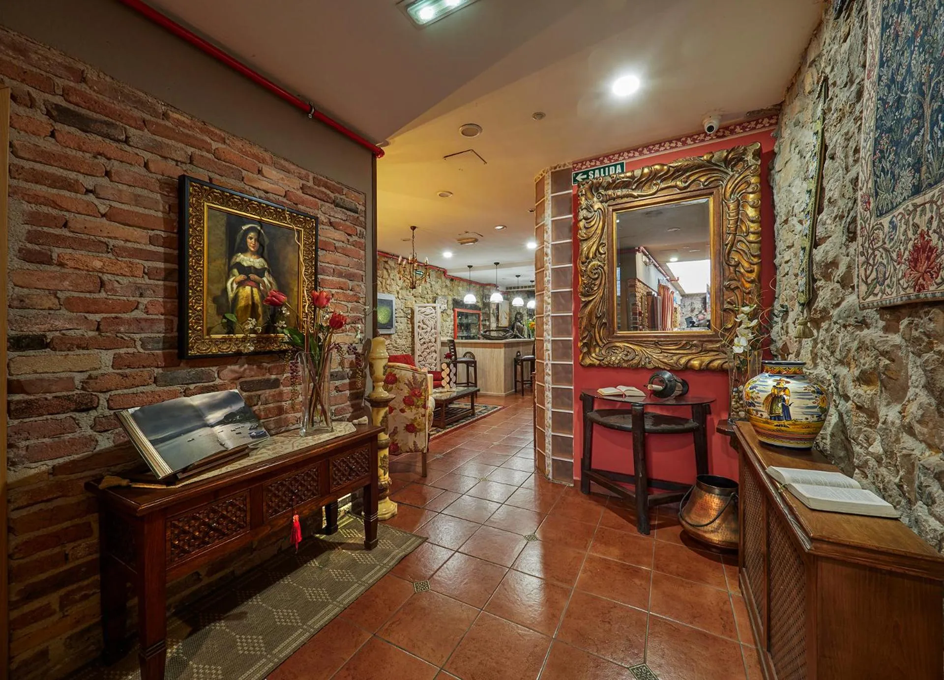 Decorative detail in Don Pedro