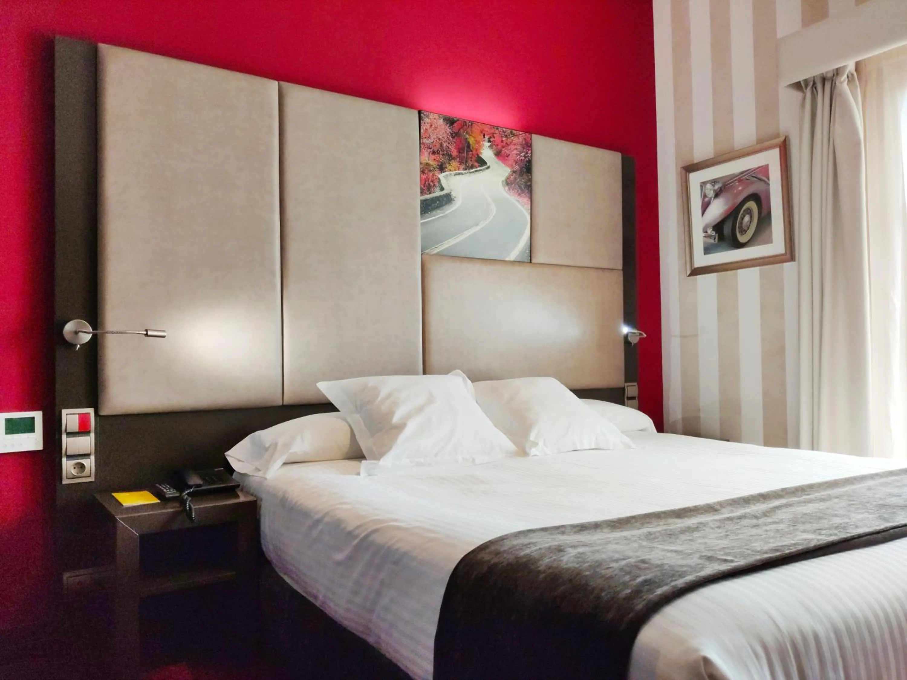 Photo of the whole room, Bed in Costa Esmeralda Suites