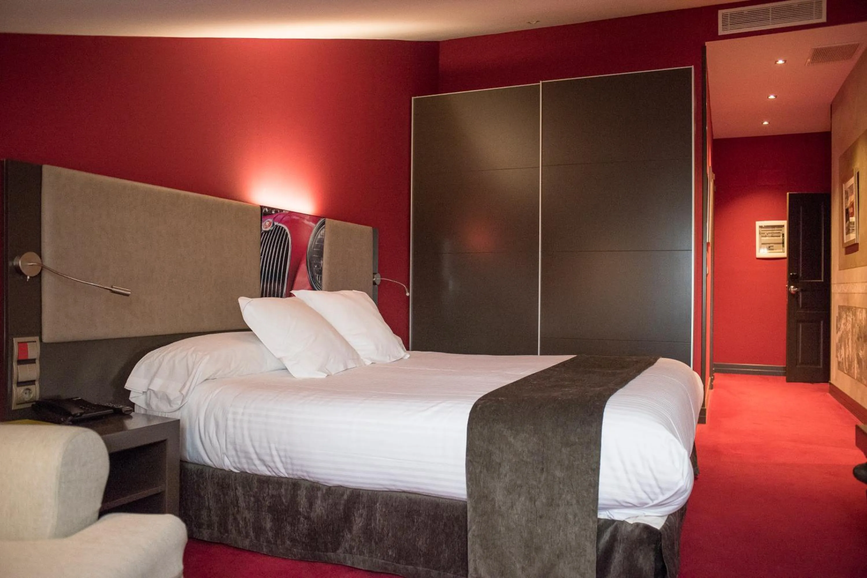 Photo of the whole room, Bed in Costa Esmeralda Suites