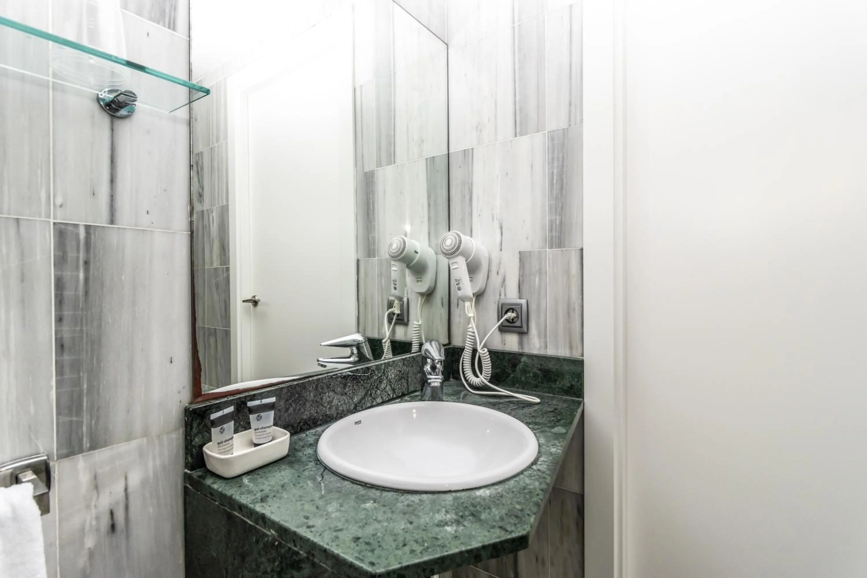 Bathroom in Hotel Turissa