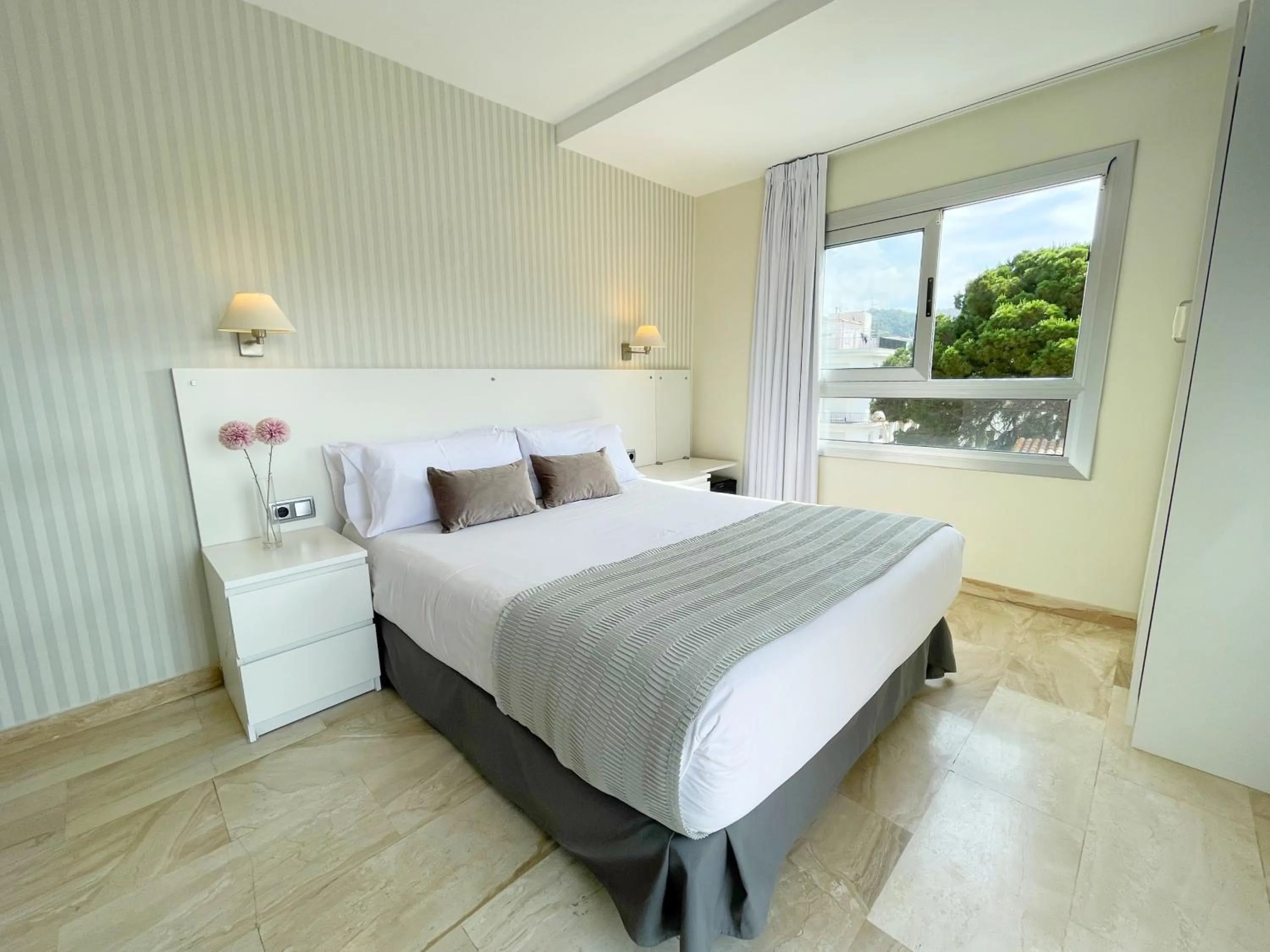 Bedroom, Bed in Hotel Turissa