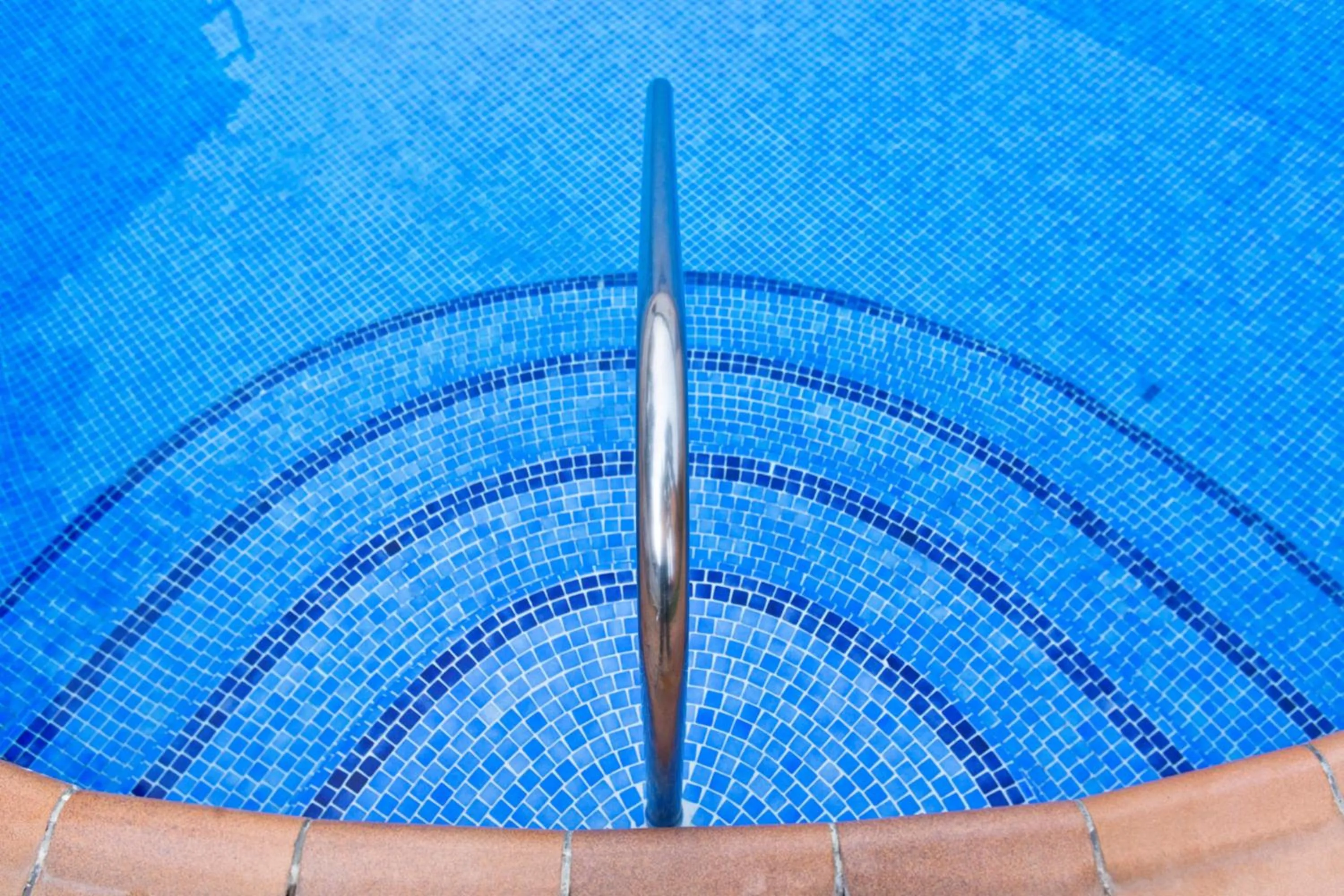 Swimming pool in Hotel Turissa