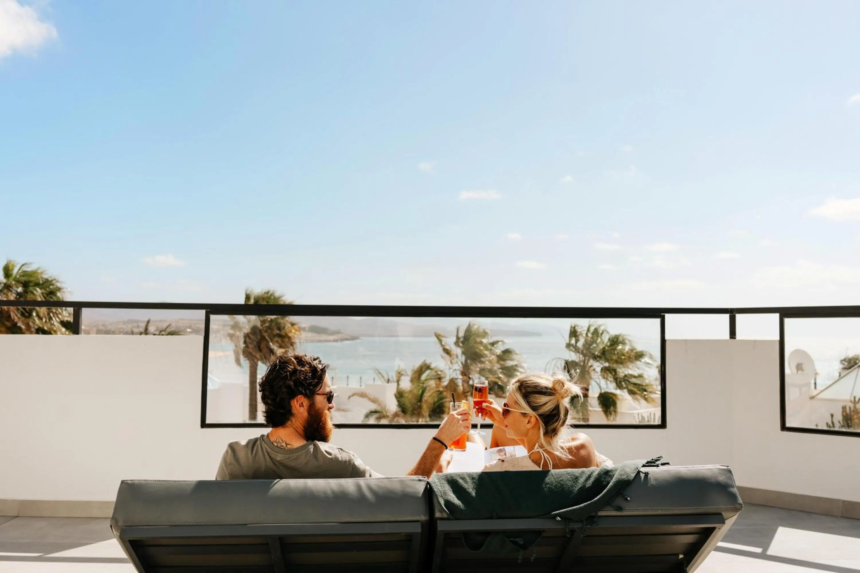 Photo of the whole room in R2 HIGOS BEACH