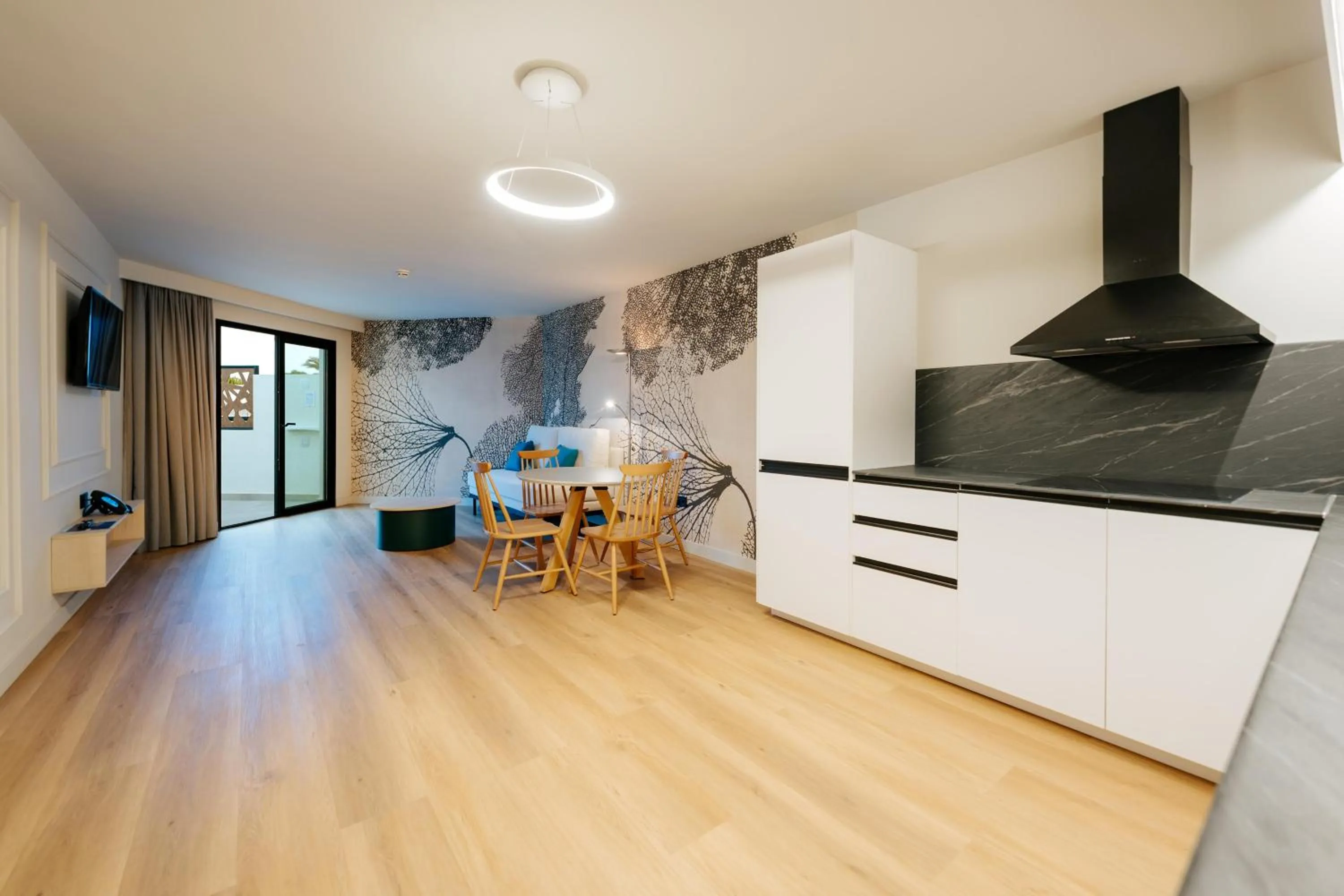 Kitchen or kitchenette in R2 HIGOS BEACH